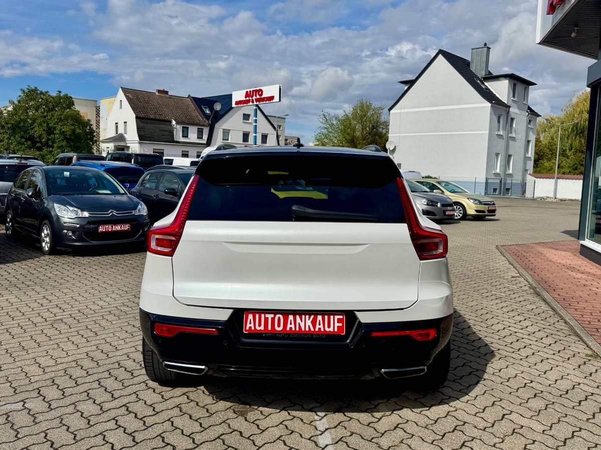 Volvo XC 40 R Design AWD Automatik 360°Kamera Navi foto 7