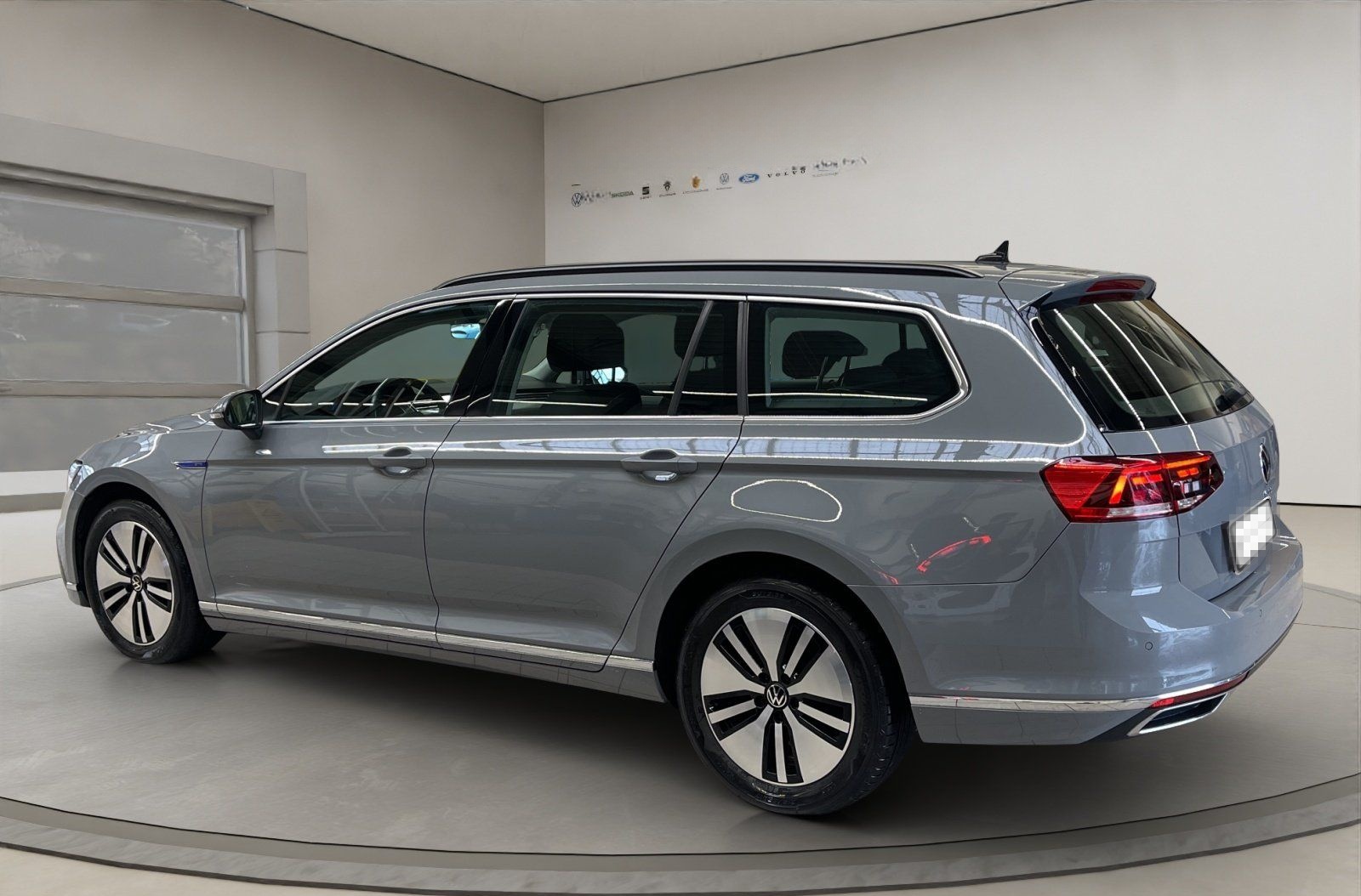 Volkswagen Passat Variant 1.4 TSI GTE ACC AUT Kam. Navi LM foto 4
