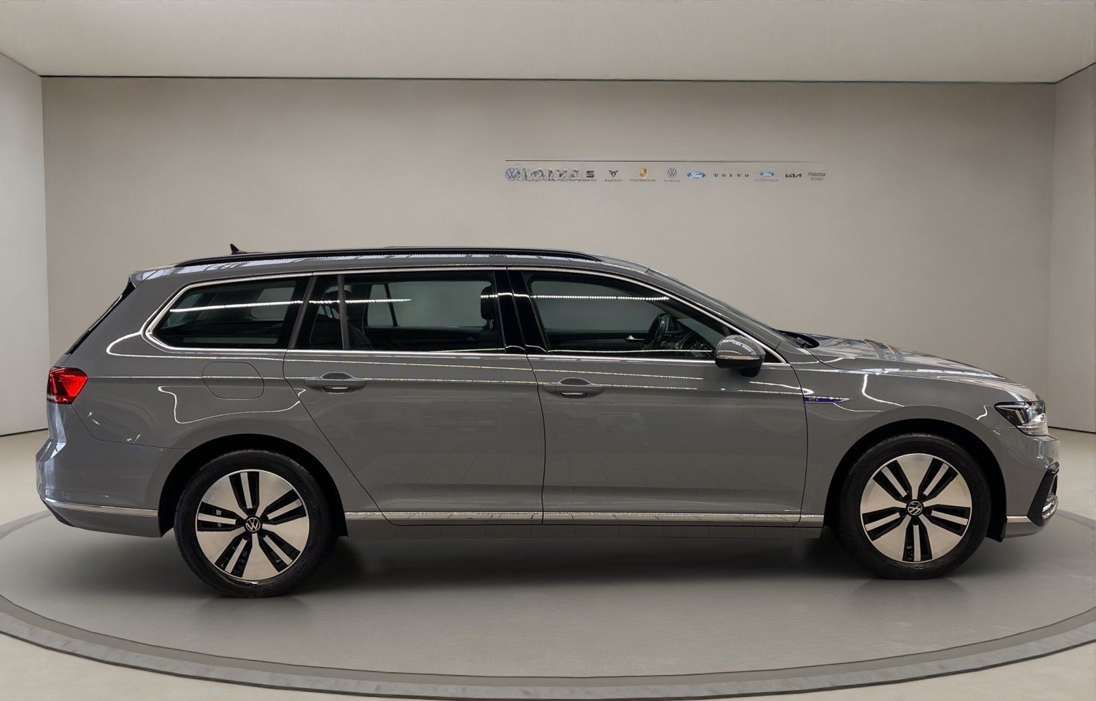 Volkswagen Passat Variant 1.4 TSI GTE ACC AUT Kam. Navi LM foto 6