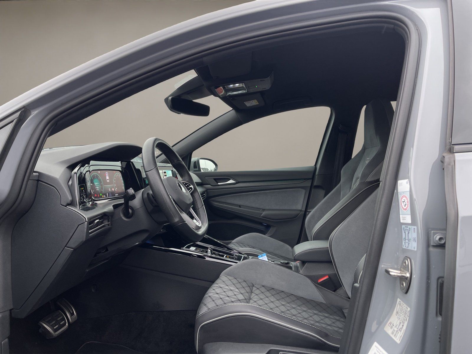 Volkswagen Golf VIII Variant 2.0 TDI R-Line NaviPro R-Line foto 8