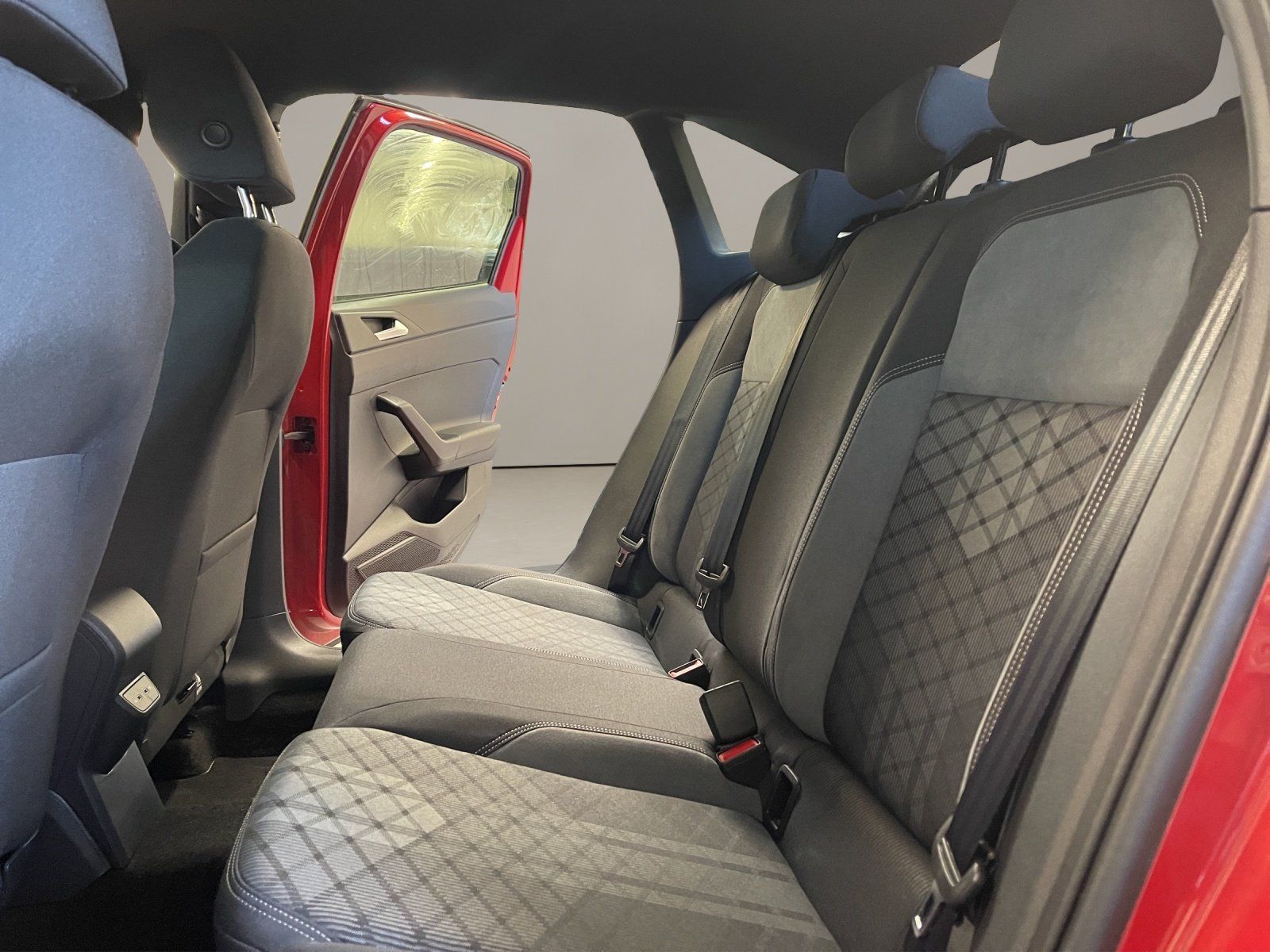 Volkswagen Taigo 1.0 TSI R-Line R-Line IQLight ACC AHK AUT foto 15