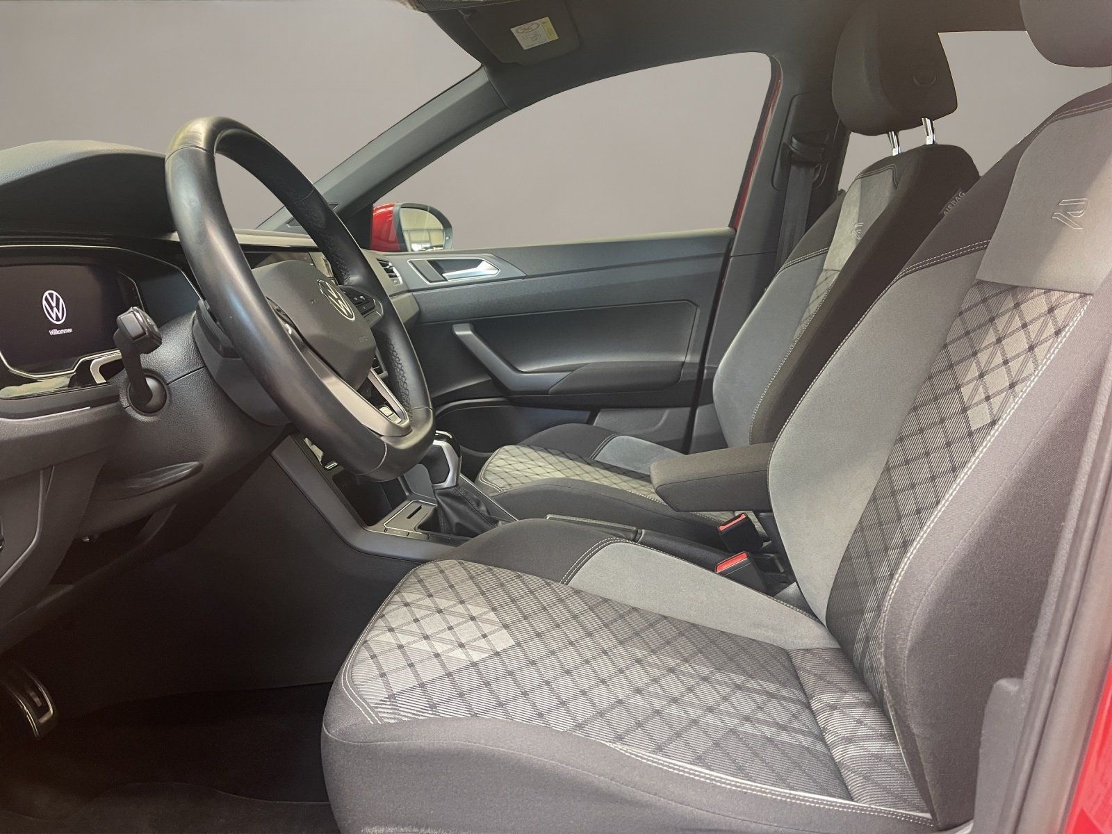 Volkswagen Taigo 1.0 TSI R-Line R-Line IQLight ACC AHK AUT foto 8