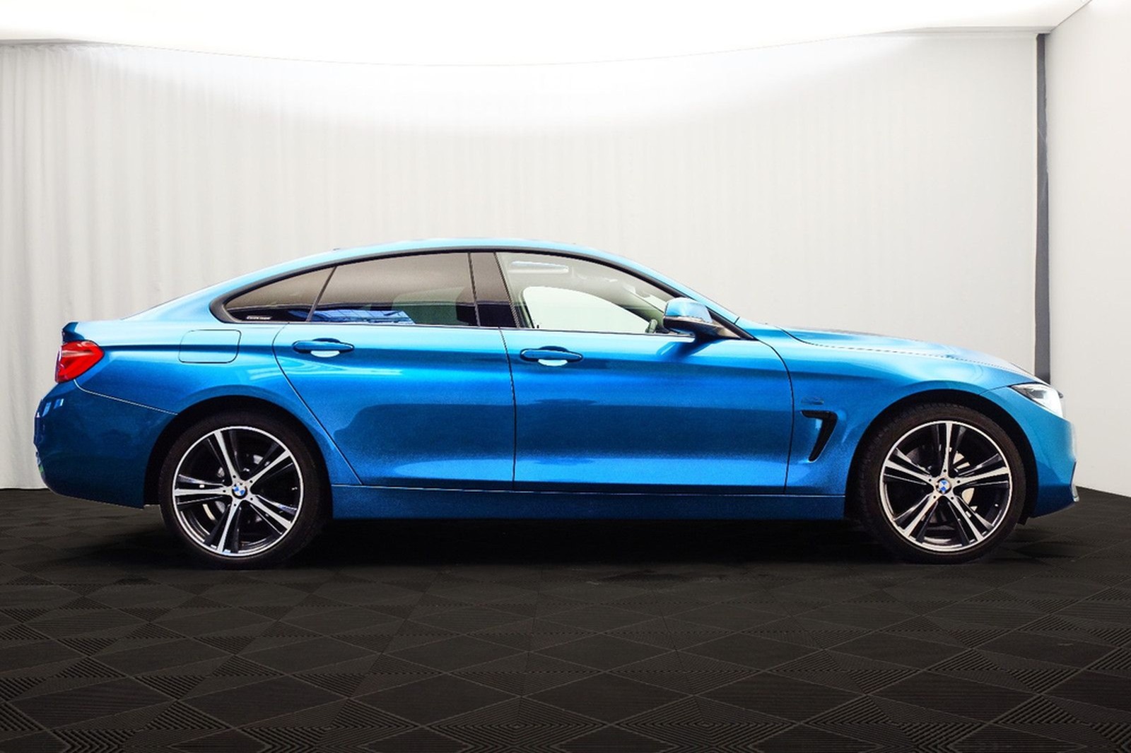 BMW 430 i xDrive Sport Line Gran Coupe foto 8