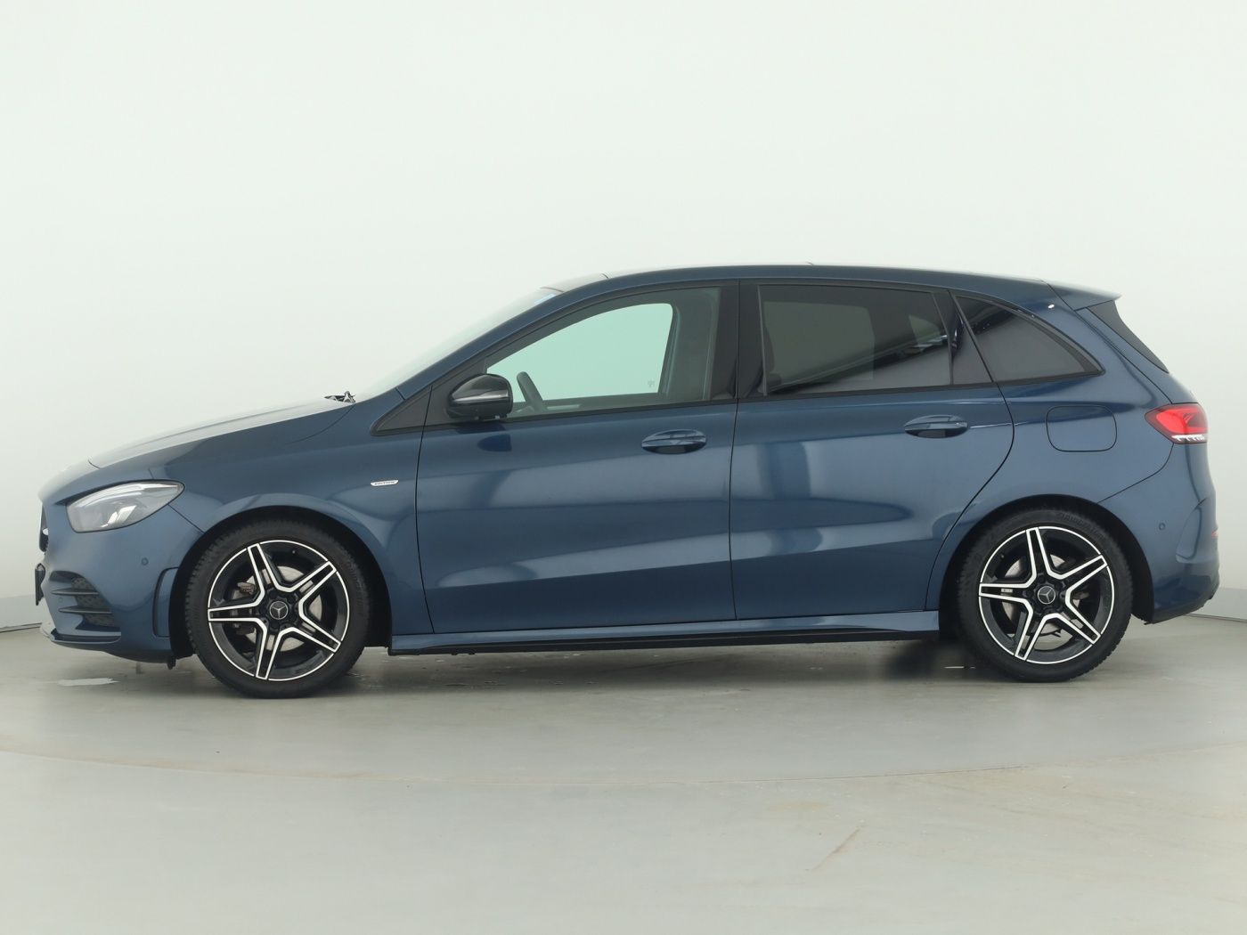 Mercedes-Benz B 200 *AMG*Edition 2020*Panorama*Navigation*LED* foto 7