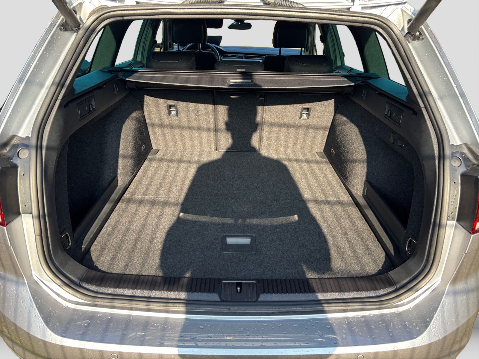 Volkswagen Passat Variant 2.0TDI Business LED Navi AHK ACC foto 12