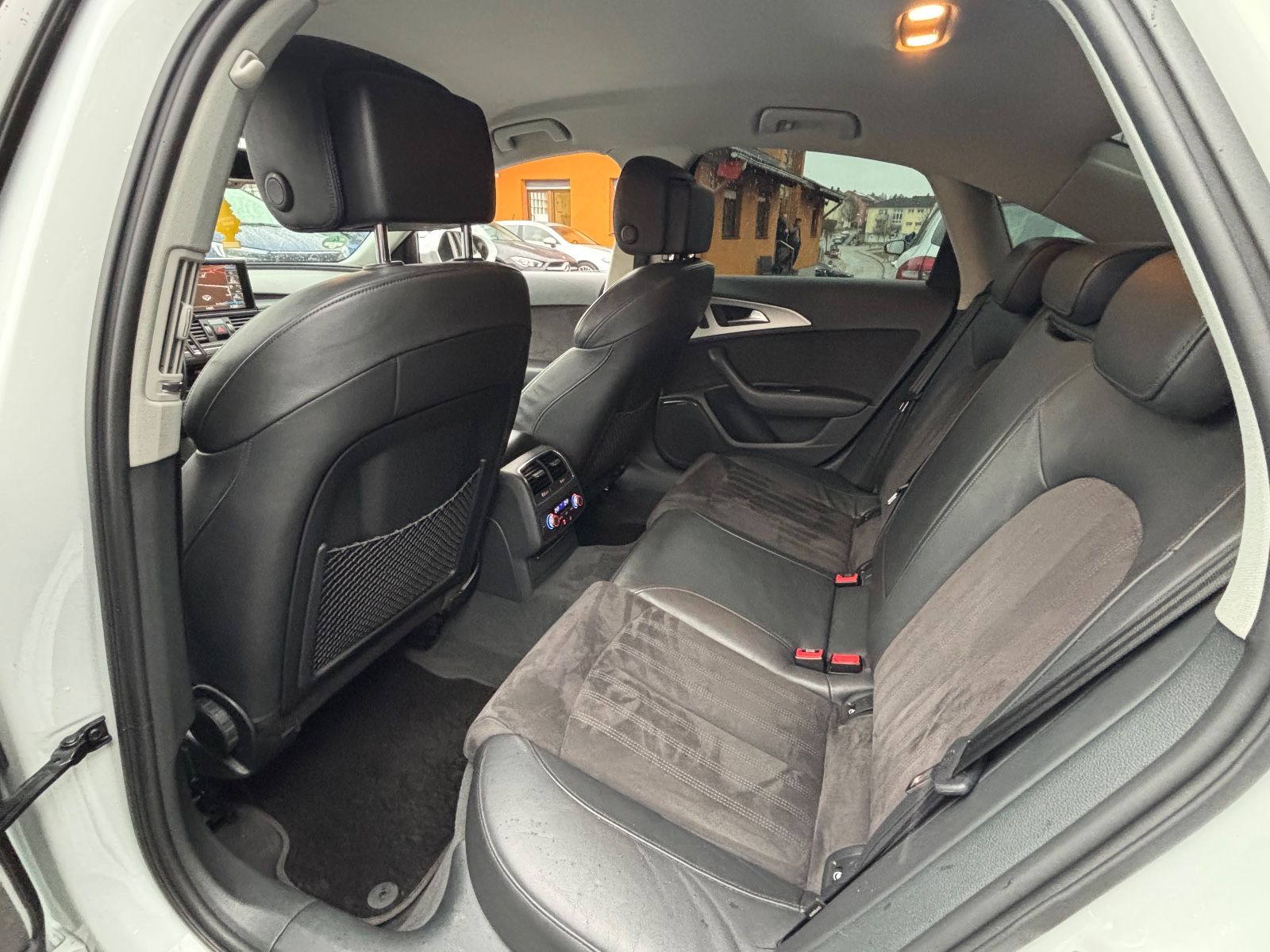 Audi A6 Lim. 3.0 TDI quattro**Top-Ausstattung** foto 13