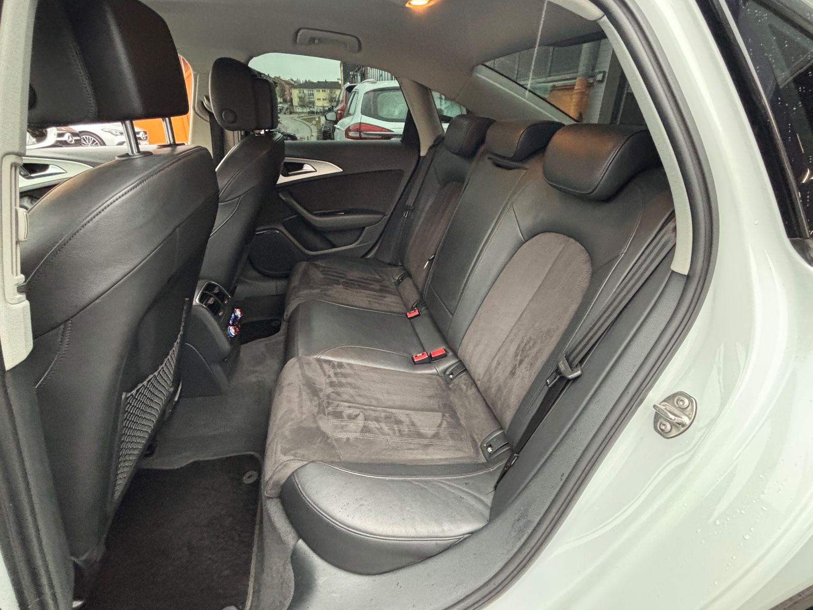 Audi A6 Lim. 3.0 TDI quattro**Top-Ausstattung** foto 8