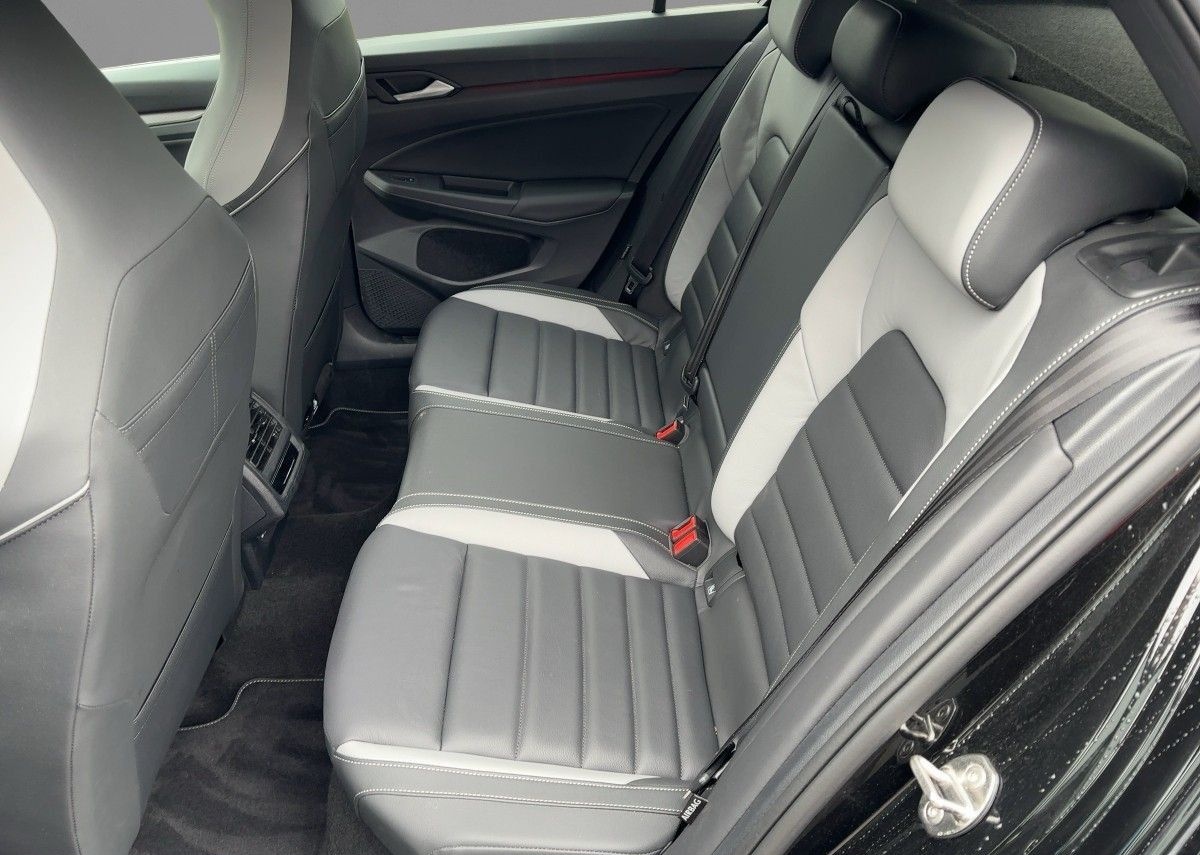 Volkswagen Golf VIII GTE 1.5 eHybrid DSG AHZV DCC Pano Navi foto 7