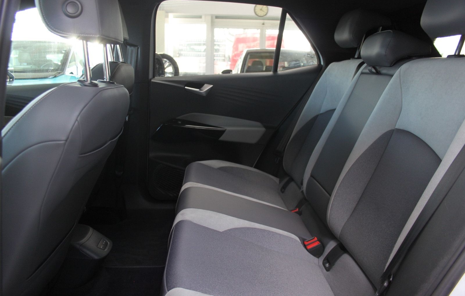 Volkswagen ID.3 PRO PERF 1ST/KAME/STZH/NAVI/19"/IQLED/2ZON foto 6