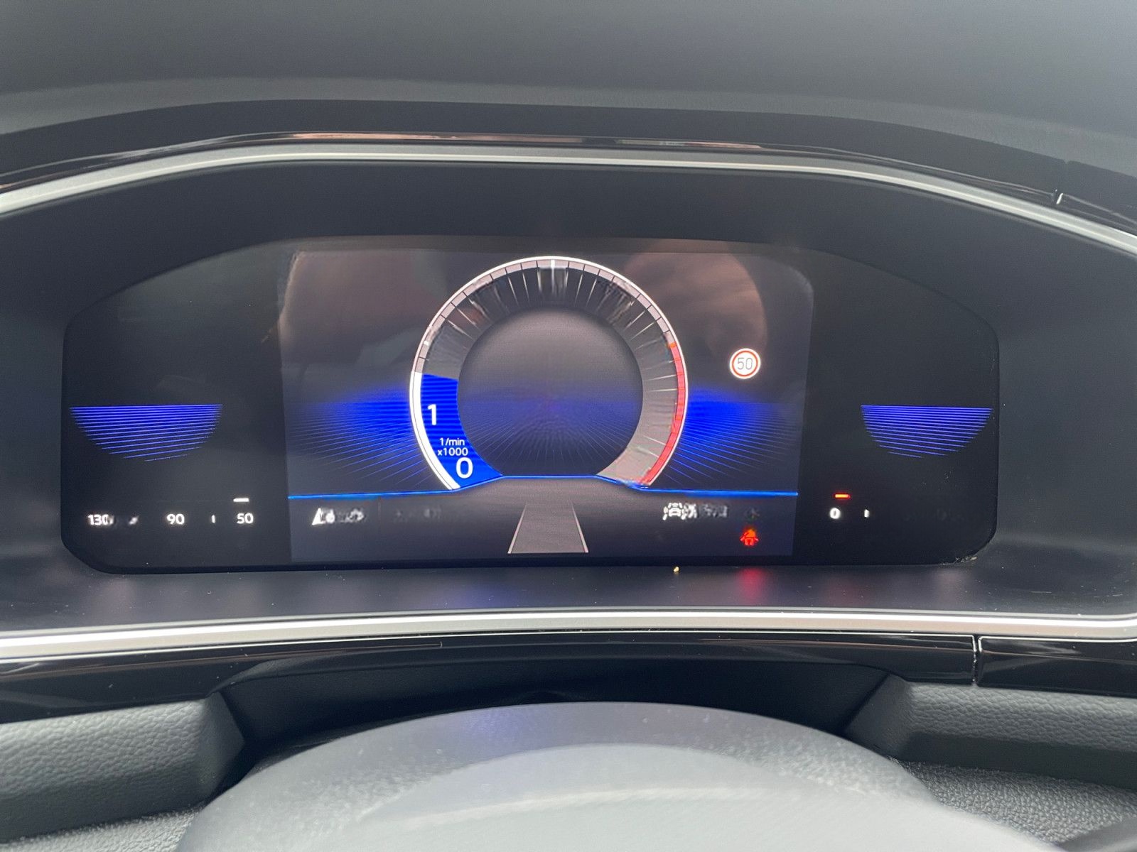Volkswagen T-Roc 1.0TSI R-Line LED Navi Beats Parklenk SHZ foto 9