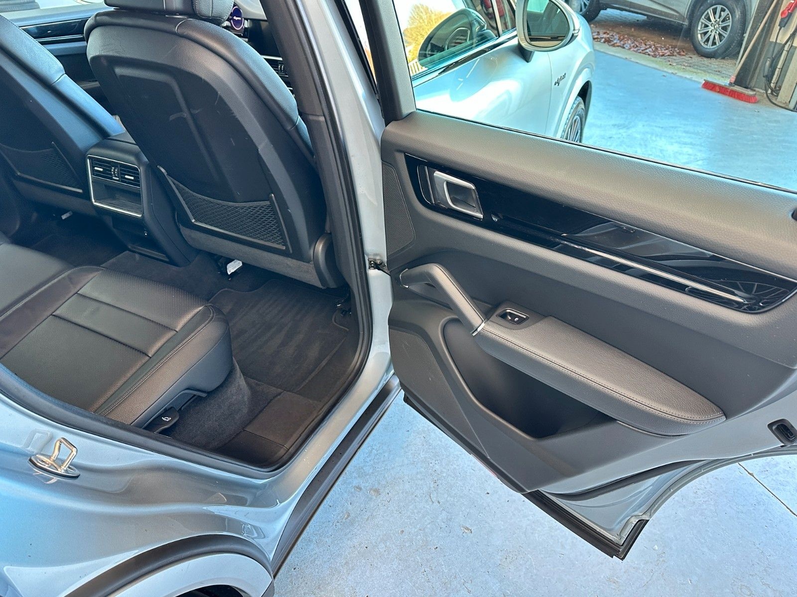 Porsche Cayenne E-Hybrid|Luftfederung|1.Hand MwSt foto 20