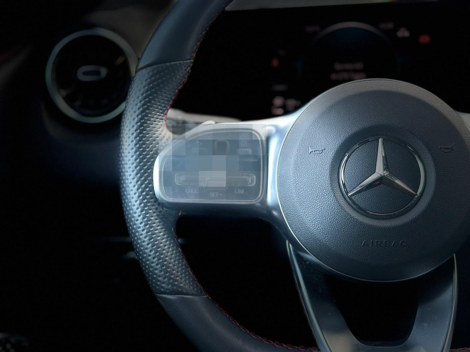 Mercedes-Benz GLB220d AMG LINE KAMERA foto 20