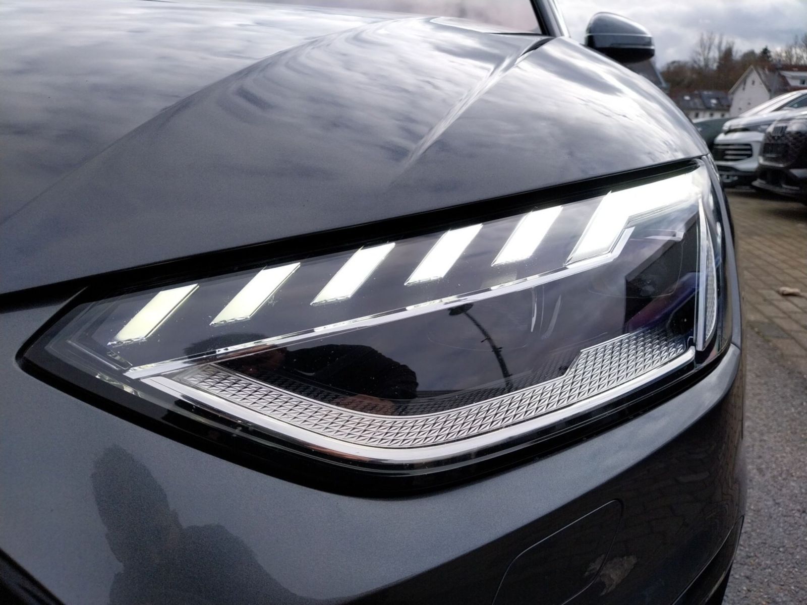 Audi A4 Lim. quattro S line *LEDER*BLACKSTYLE*KAMERA* foto 4