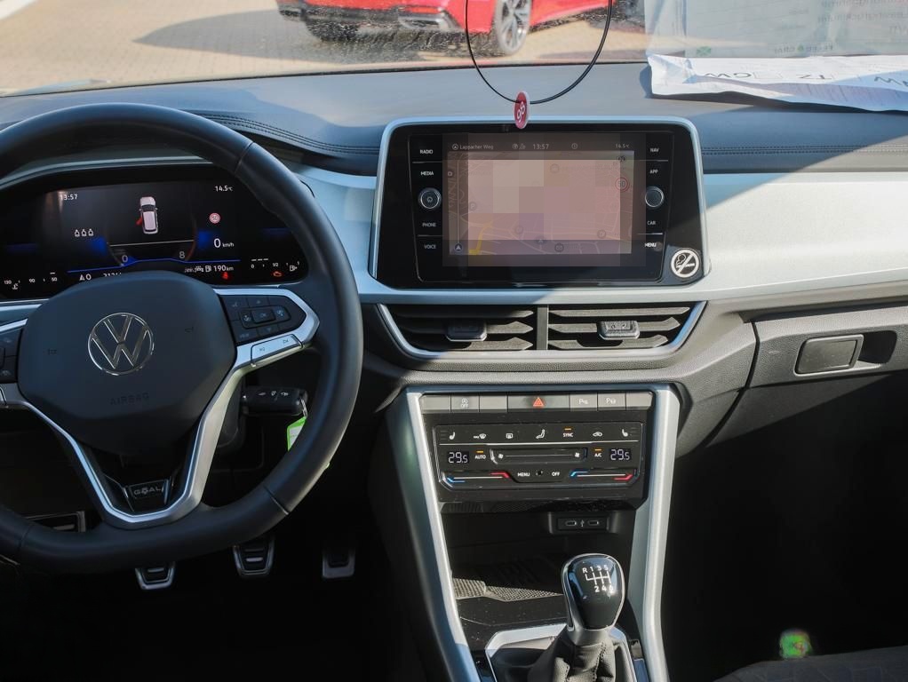 Volkswagen T-Roc Goal 1.0 TSI Navi LED ACC ParkAssist SiHz foto 11