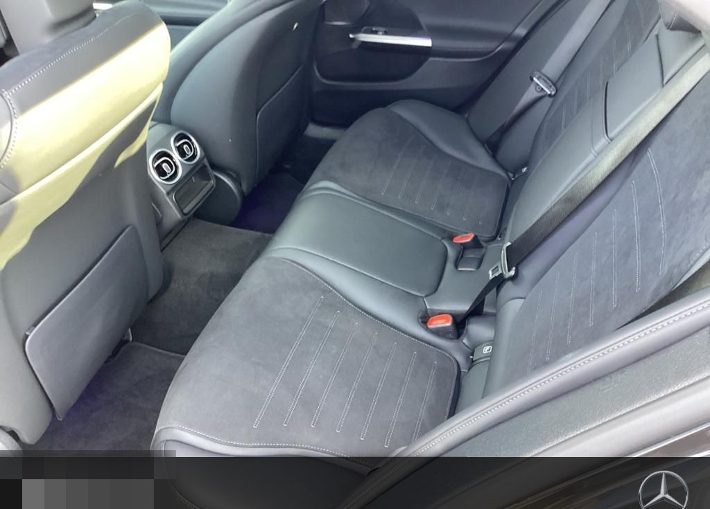 Mercedes-Benz C 220 d AMG+Pano+Night+FahrassP+Kamera+PTS+LED foto 13