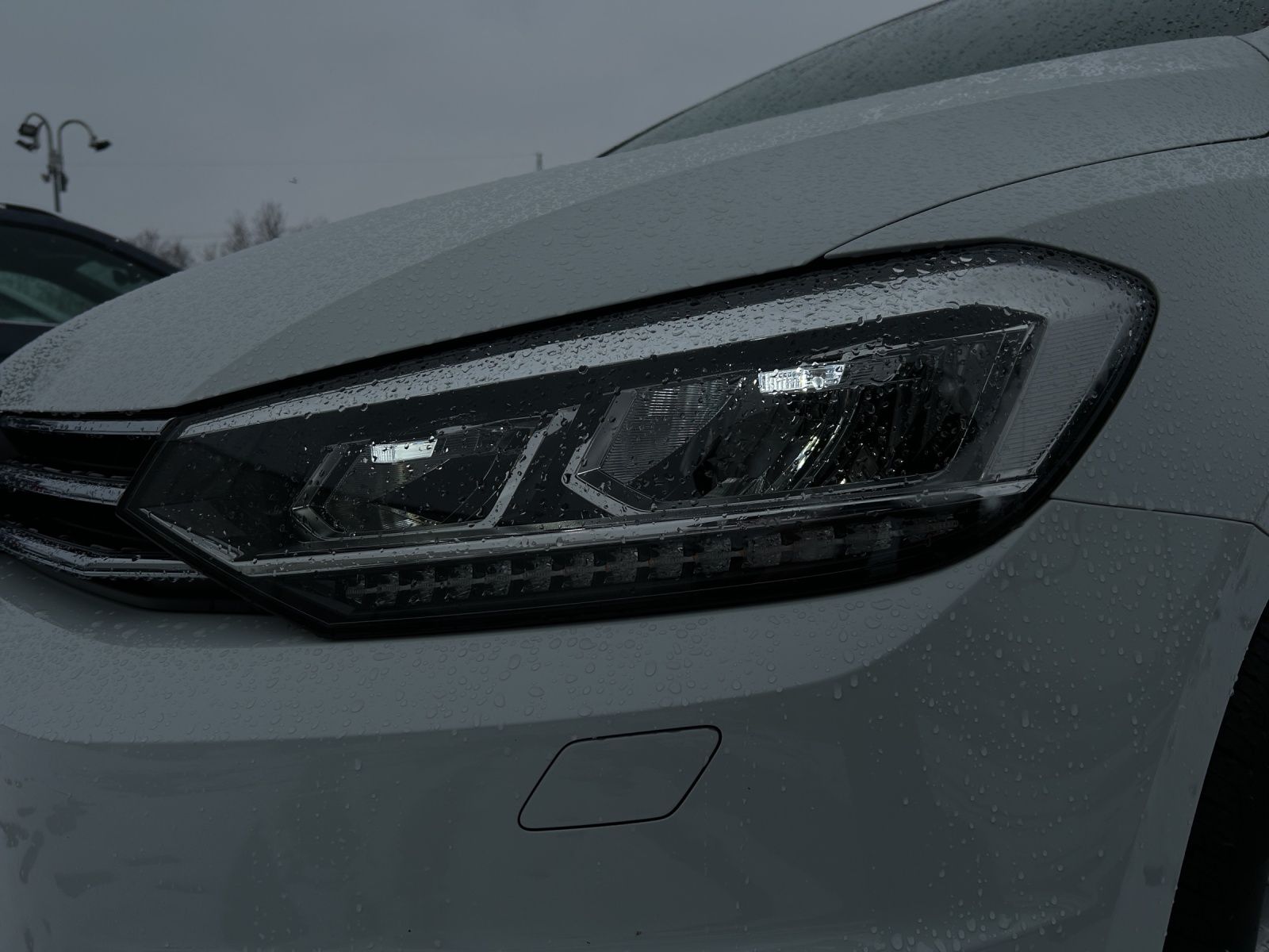 Volkswagen Touran TDI Comfortline STH LED Navi ACC Climatro foto 23