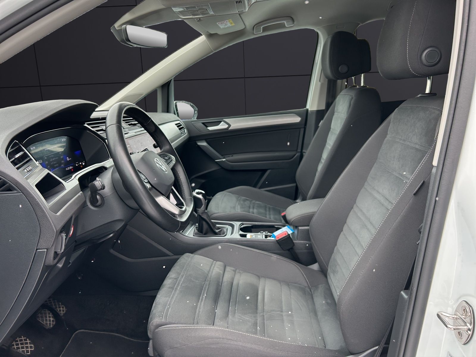 Volkswagen Touran TDI Comfortline STH LED Navi ACC Climatro foto 10