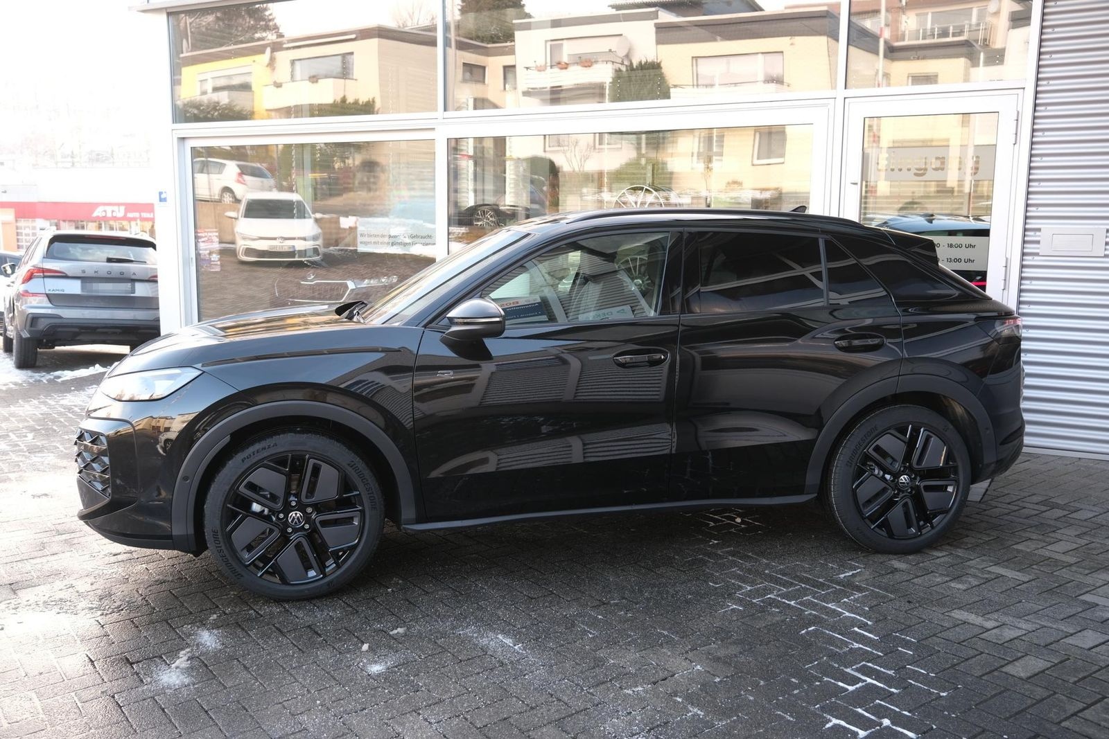 Volkswagen T-Roc 1.5 eTSI DSG R-Line AHK Matrix Black Pa... foto 18