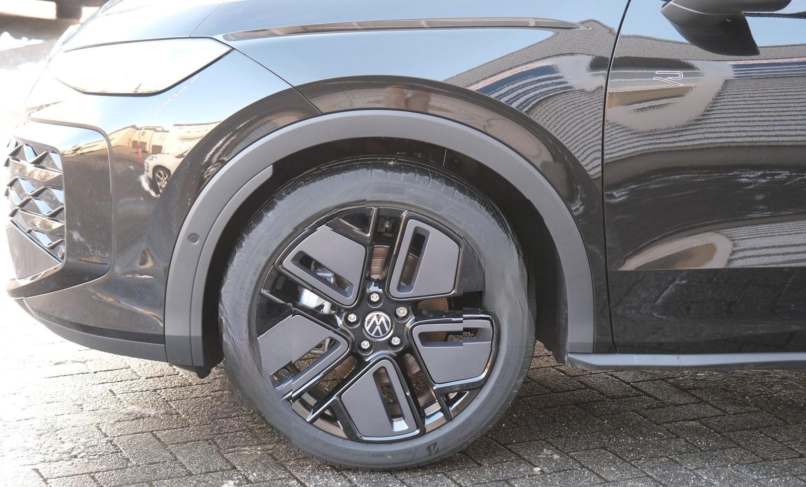 Volkswagen T-Roc 1.5 eTSI DSG R-Line AHK Matrix Black Pa... foto 3