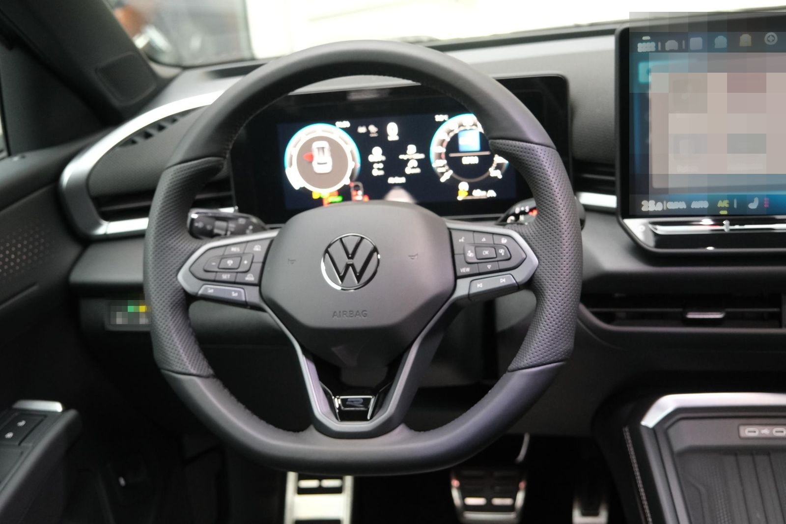 Volkswagen T-Roc 1.5 eTSI DSG R-Line AHK Matrix Black Pa... foto 11