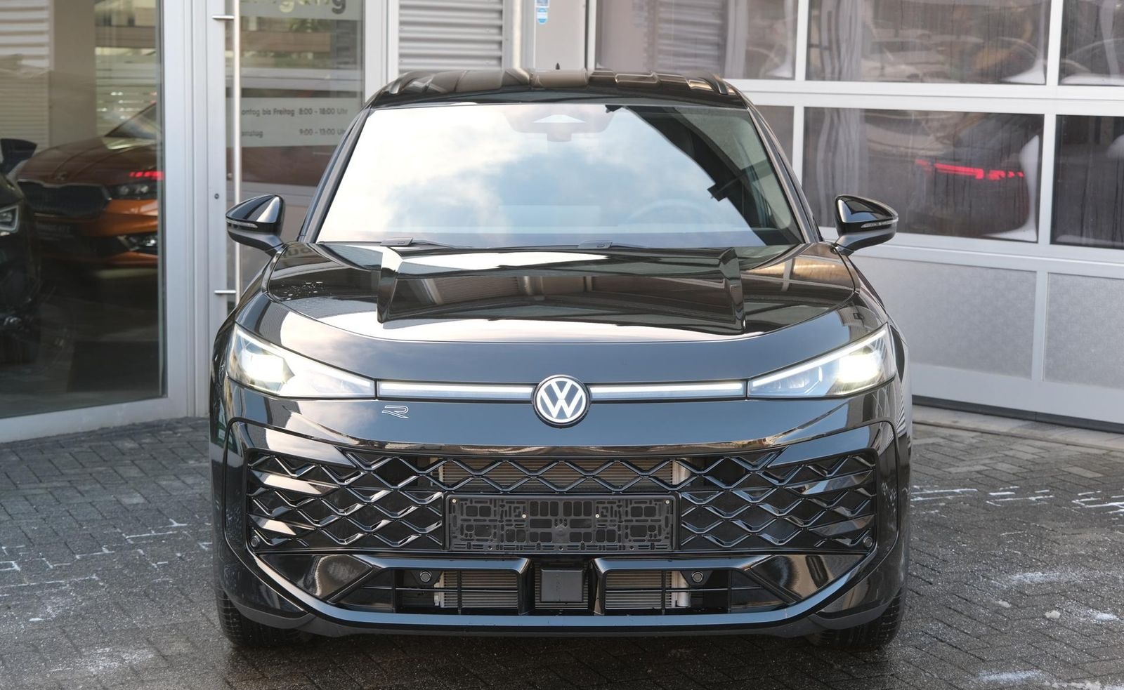 Volkswagen T-Roc 1.5 eTSI DSG R-Line AHK Matrix Black Pa... foto 19