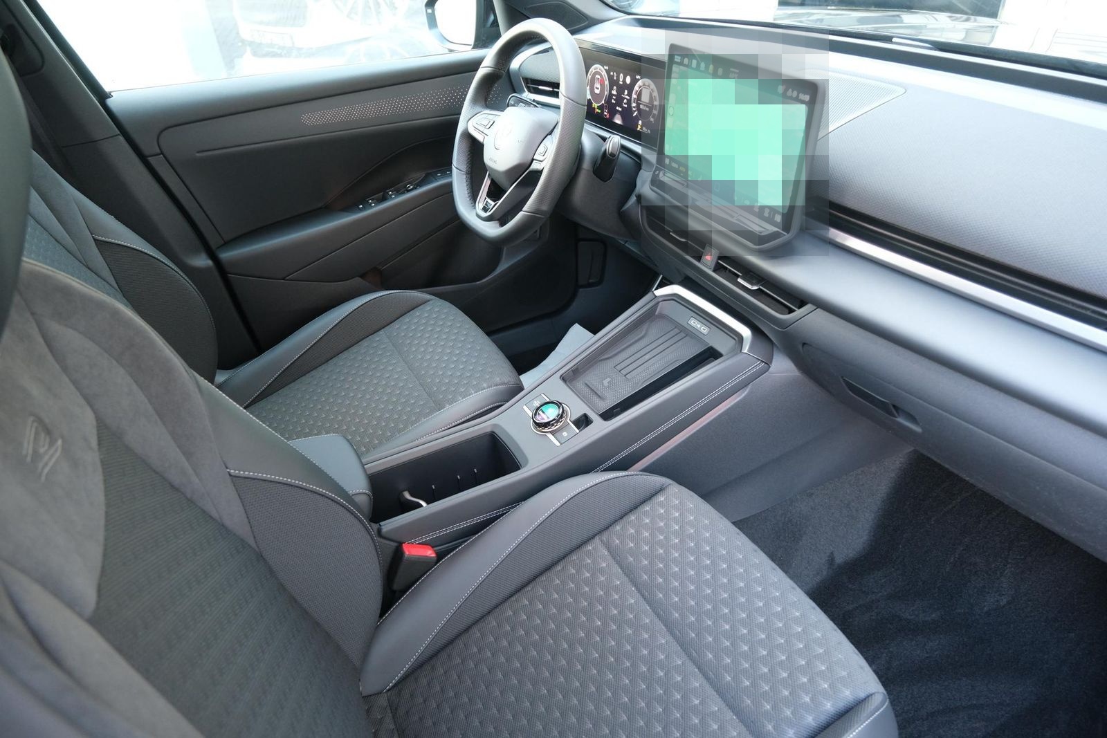 Volkswagen T-Roc 1.5 eTSI DSG R-Line AHK Matrix Black Pa... foto 23