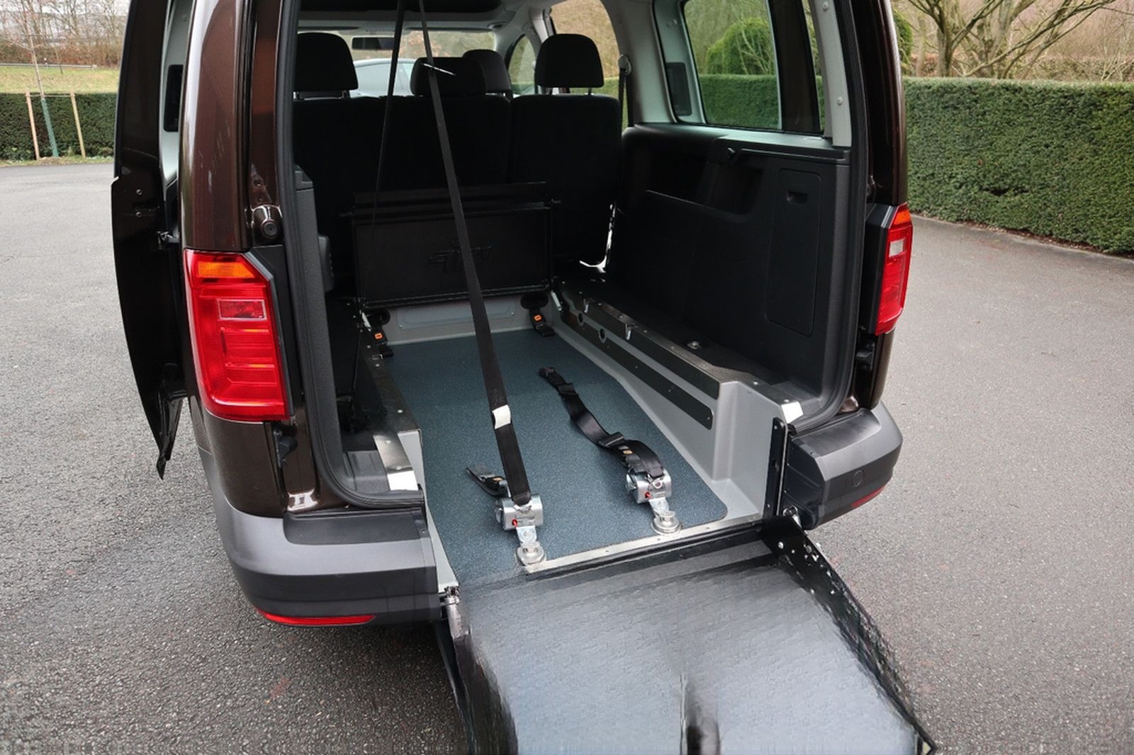 Volkswagen Caddy Maxi 2,0 TDI rollstuhlgerecht*Garantie* foto 14