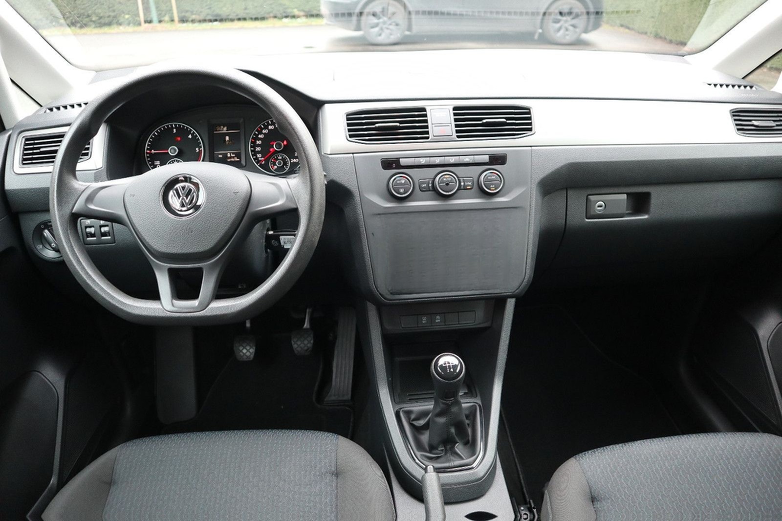 Volkswagen Caddy Maxi 2,0 TDI rollstuhlgerecht*Garantie* foto 16
