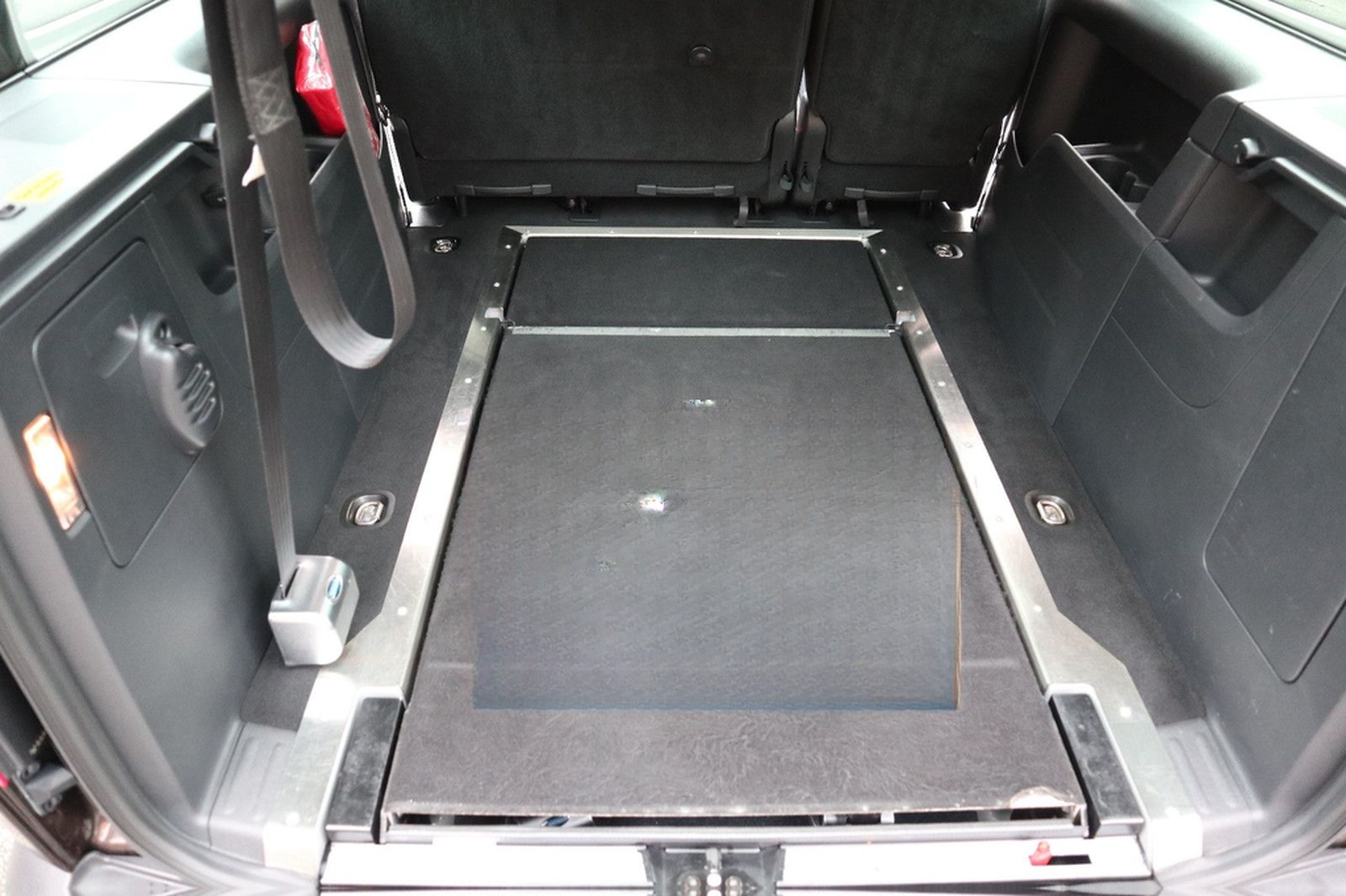 Volkswagen Caddy Maxi 2,0 TDI rollstuhlgerecht*Garantie* foto 10