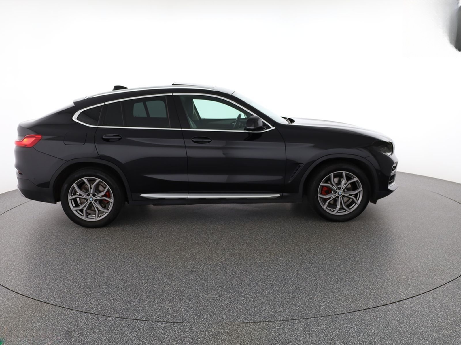 BMW X4 xDrive20d X LINE ACC,HUD,AHK,LED,KEYLESS,SH foto 6