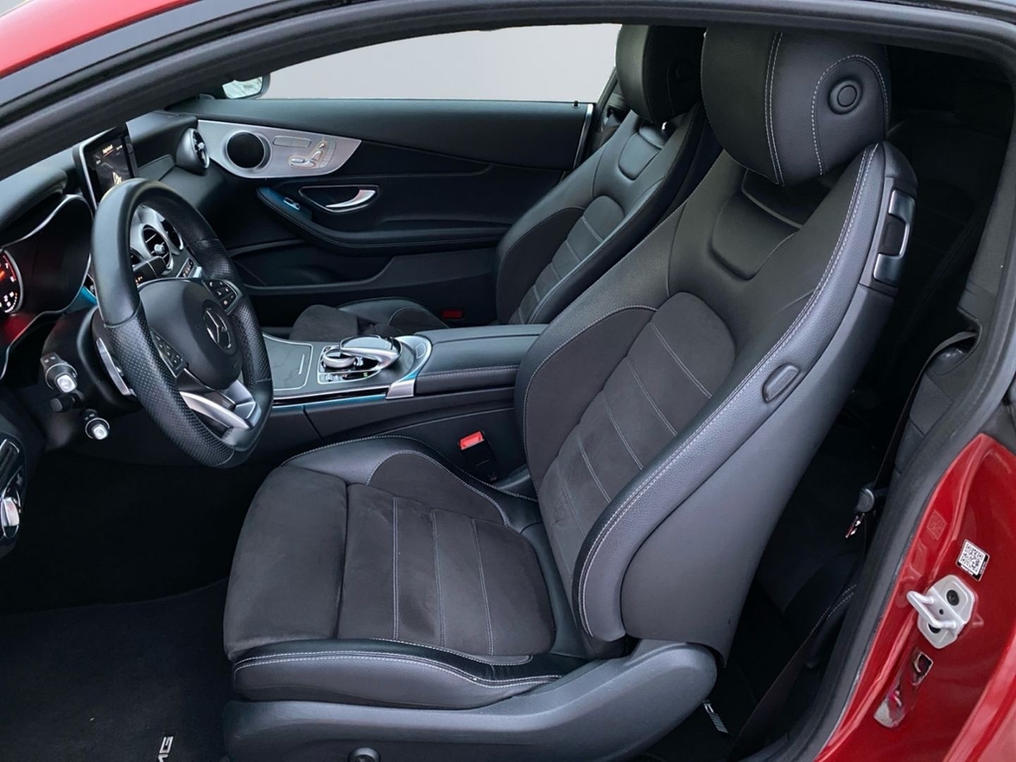 Mercedes-Benz C 250 Coupe 9G-TRO AMG Line *LED*Pano*Memory*SHZ foto 7