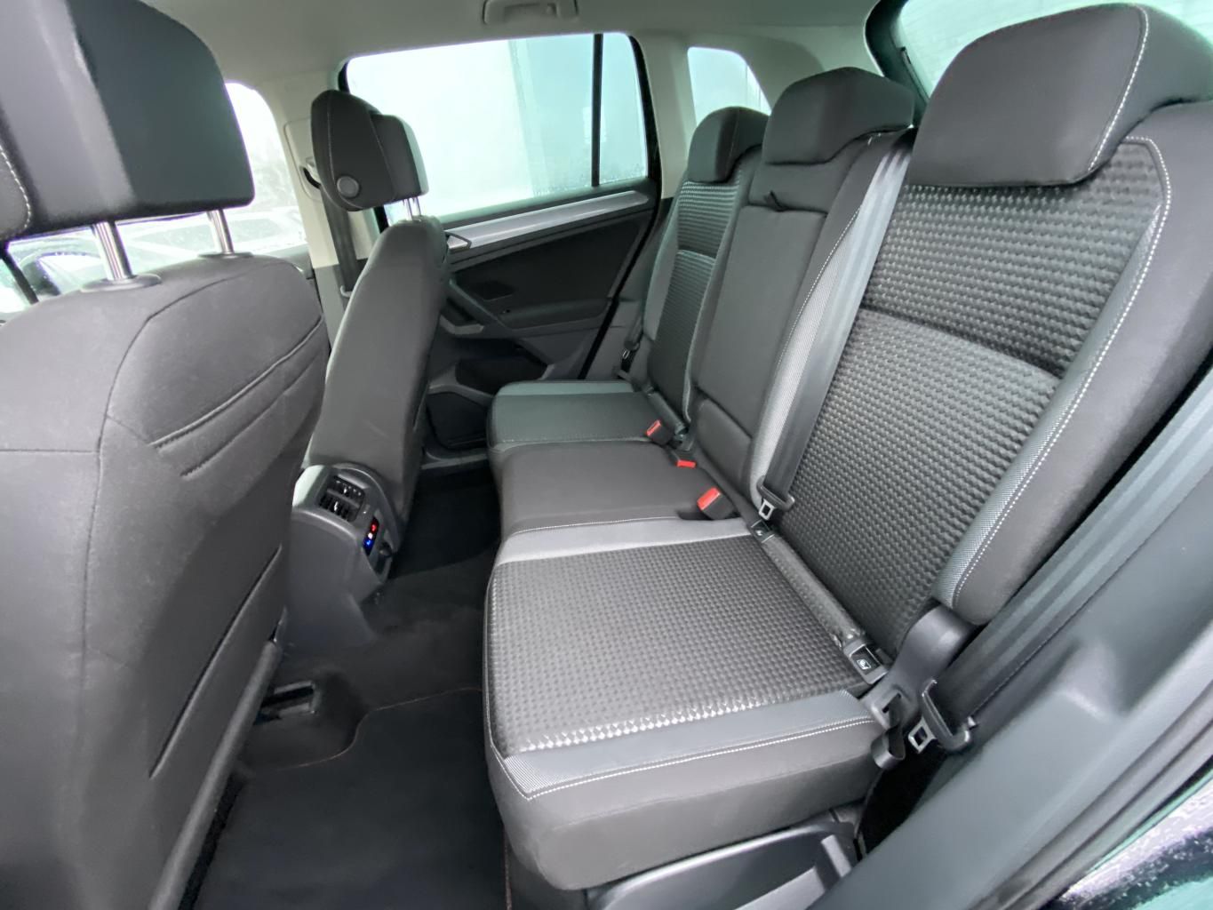 Volkswagen Tiguan 1.5 TSI ACTIVE AHK+18"+IQ-DRIVE+APP-CONNE foto 11