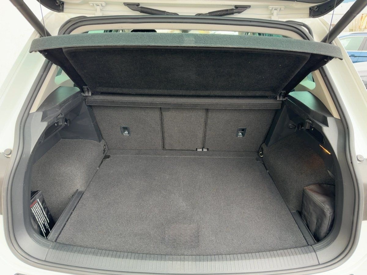 Volkswagen Tiguan Highline AHK+ACC+LED+NAVI+PDC+KAMERA foto 5
