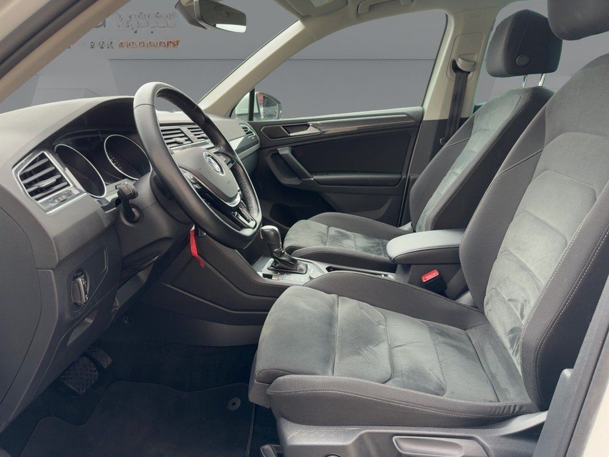Volkswagen Tiguan Highline AHK+ACC+LED+NAVI+PDC+KAMERA foto 7