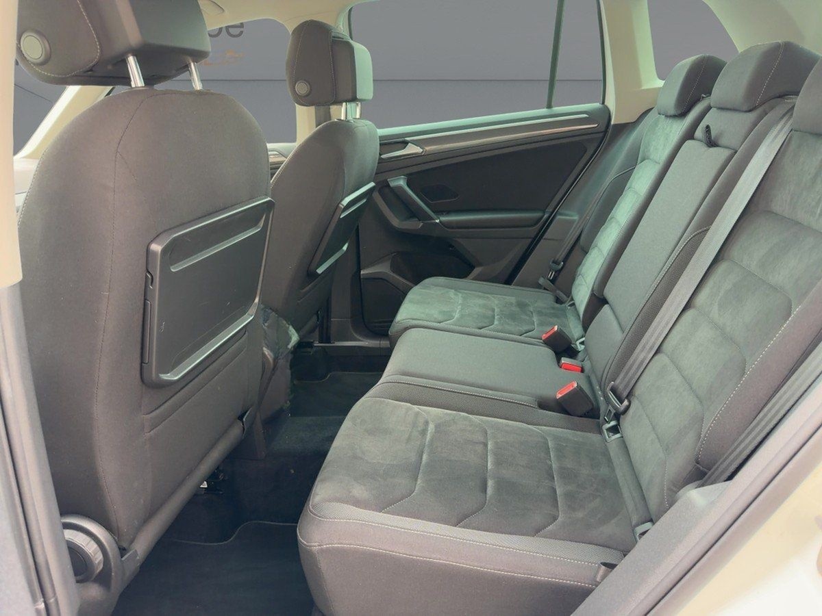 Volkswagen Tiguan Highline AHK+ACC+LED+NAVI+PDC+KAMERA foto 8