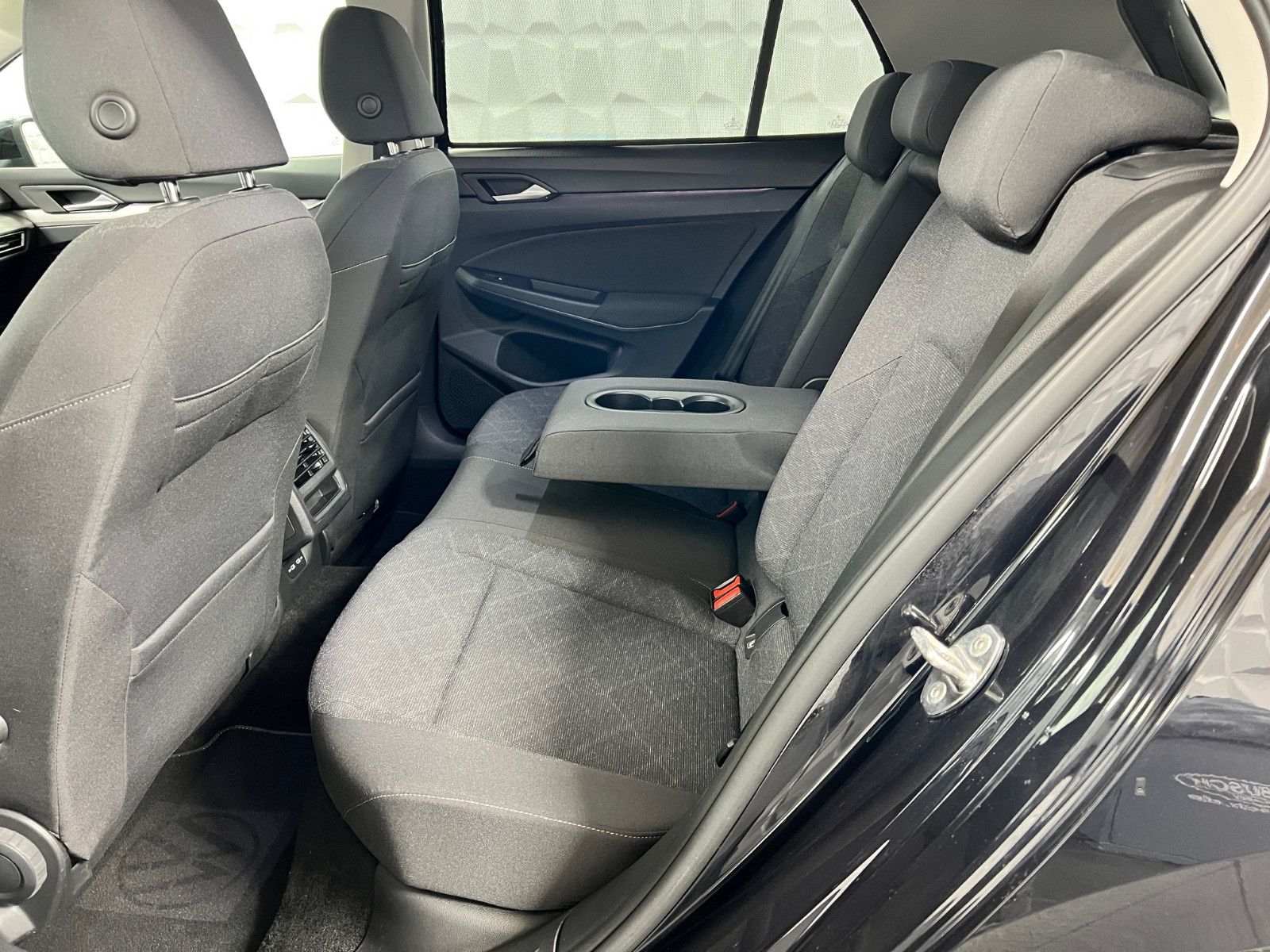 Volkswagen Golf VIII Lim. Life/DAB+/NAV/LED+/KESSY/AppCon foto 14