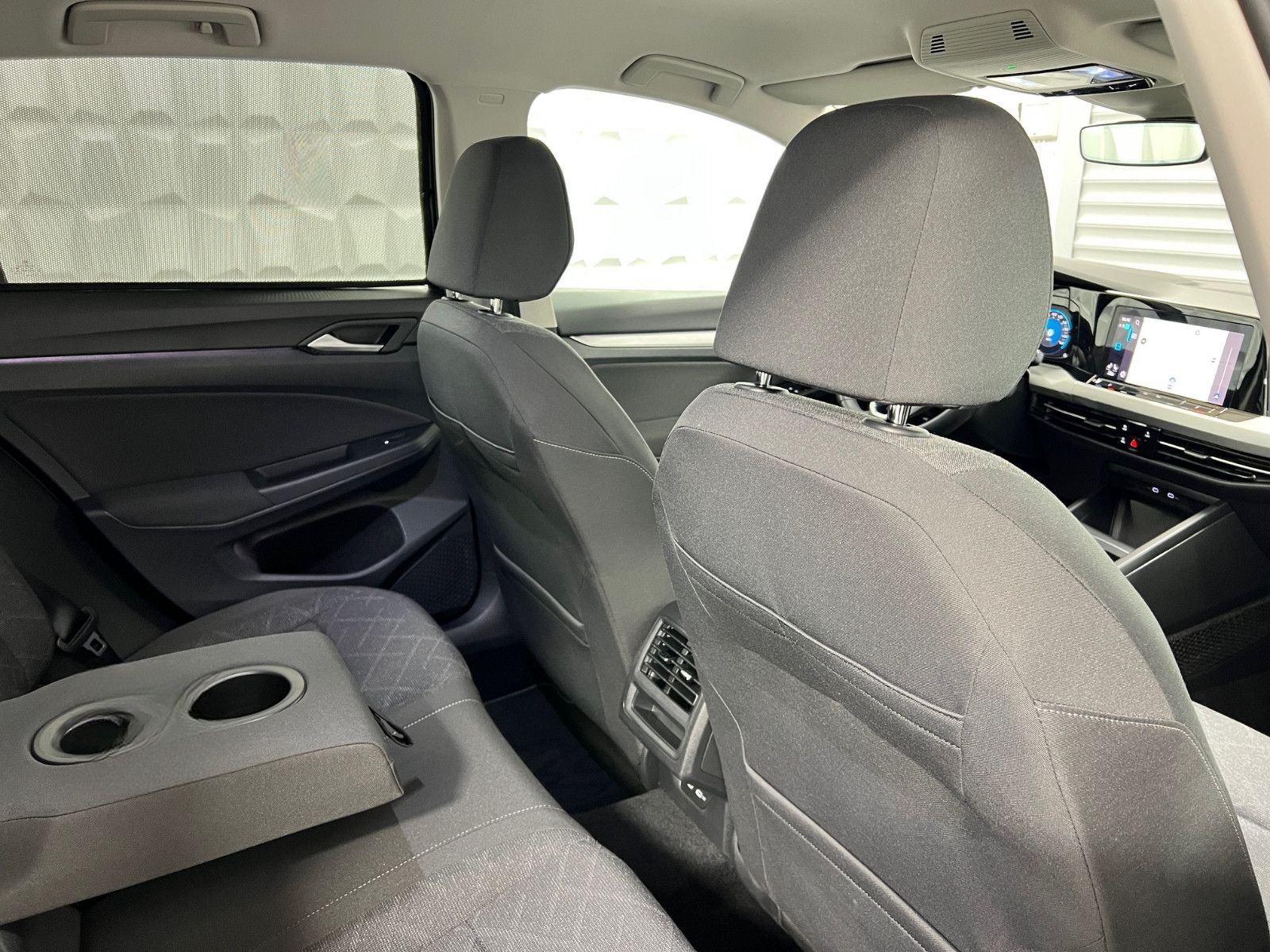 Volkswagen Golf VIII Lim. Life/DAB+/NAV/LED+/KESSY/AppCon foto 16