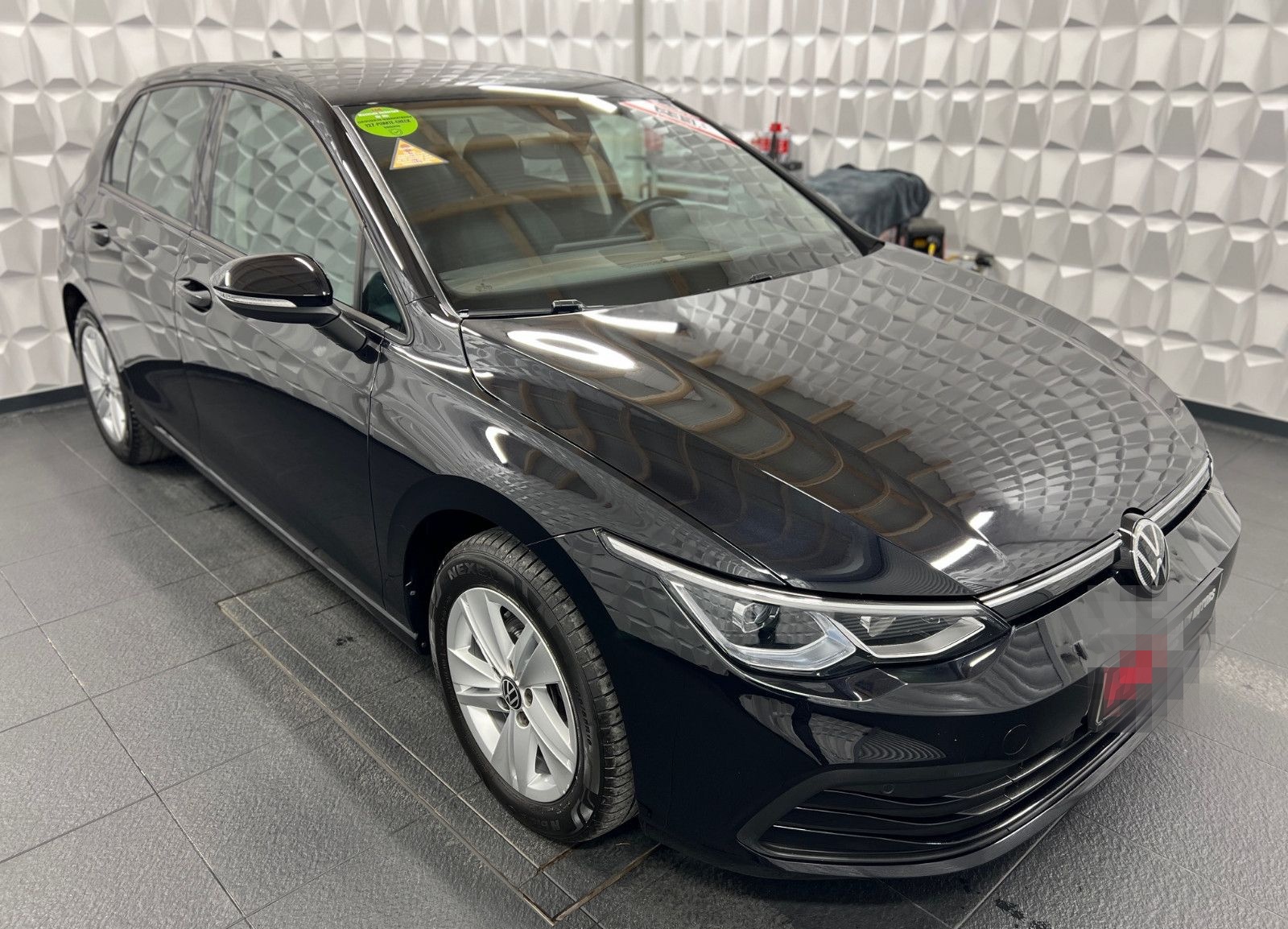 Volkswagen Golf VIII Lim. Life/DAB+/NAV/LED+/KESSY/AppCon foto 3
