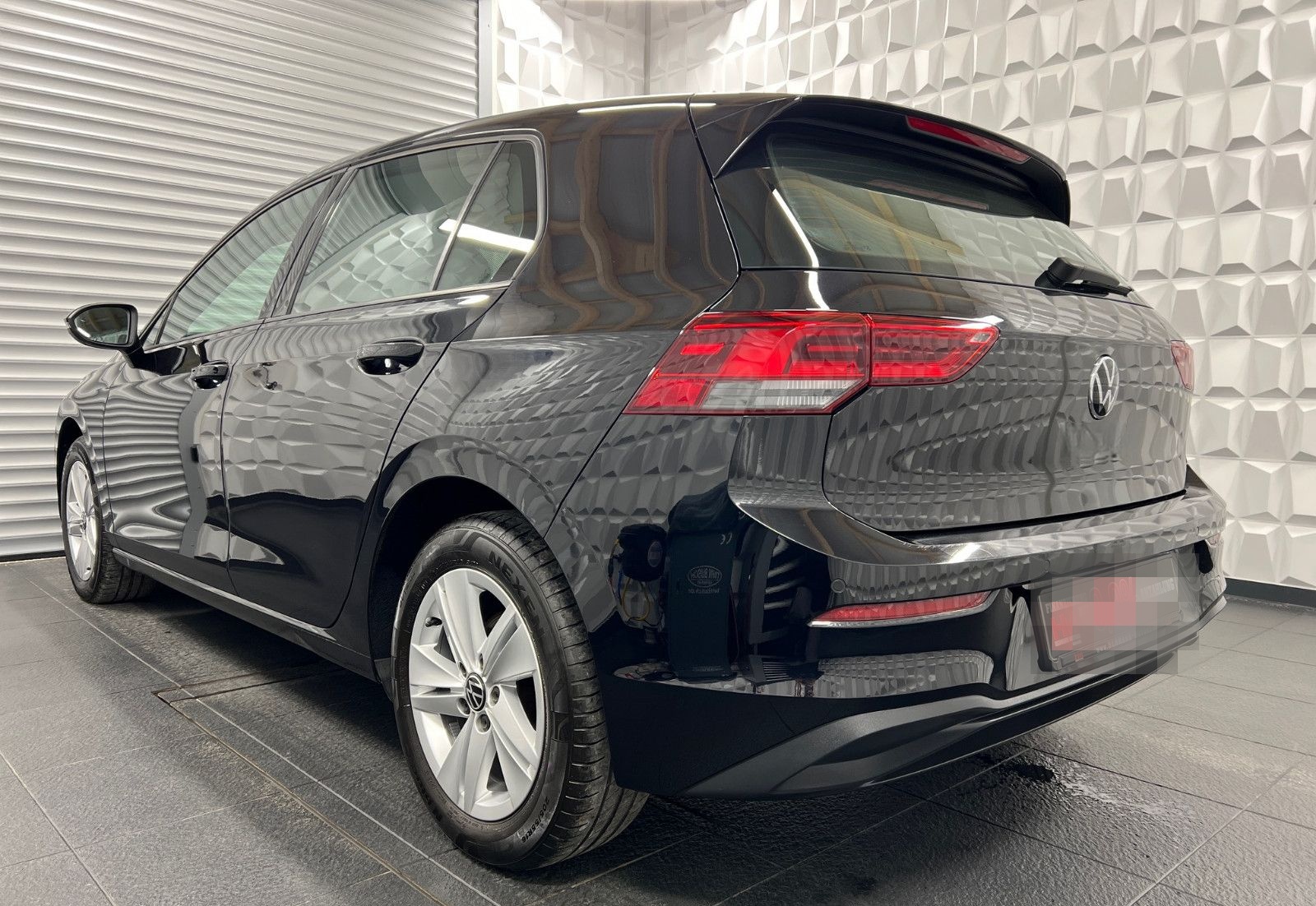 Volkswagen Golf VIII Lim. Life/DAB+/NAV/LED+/KESSY/AppCon foto 6