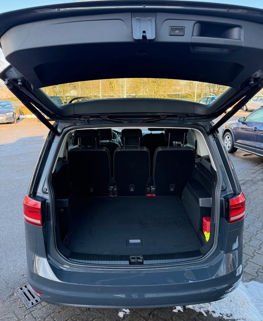 Volkswagen Touran TAXI mit Taxameter foto 9