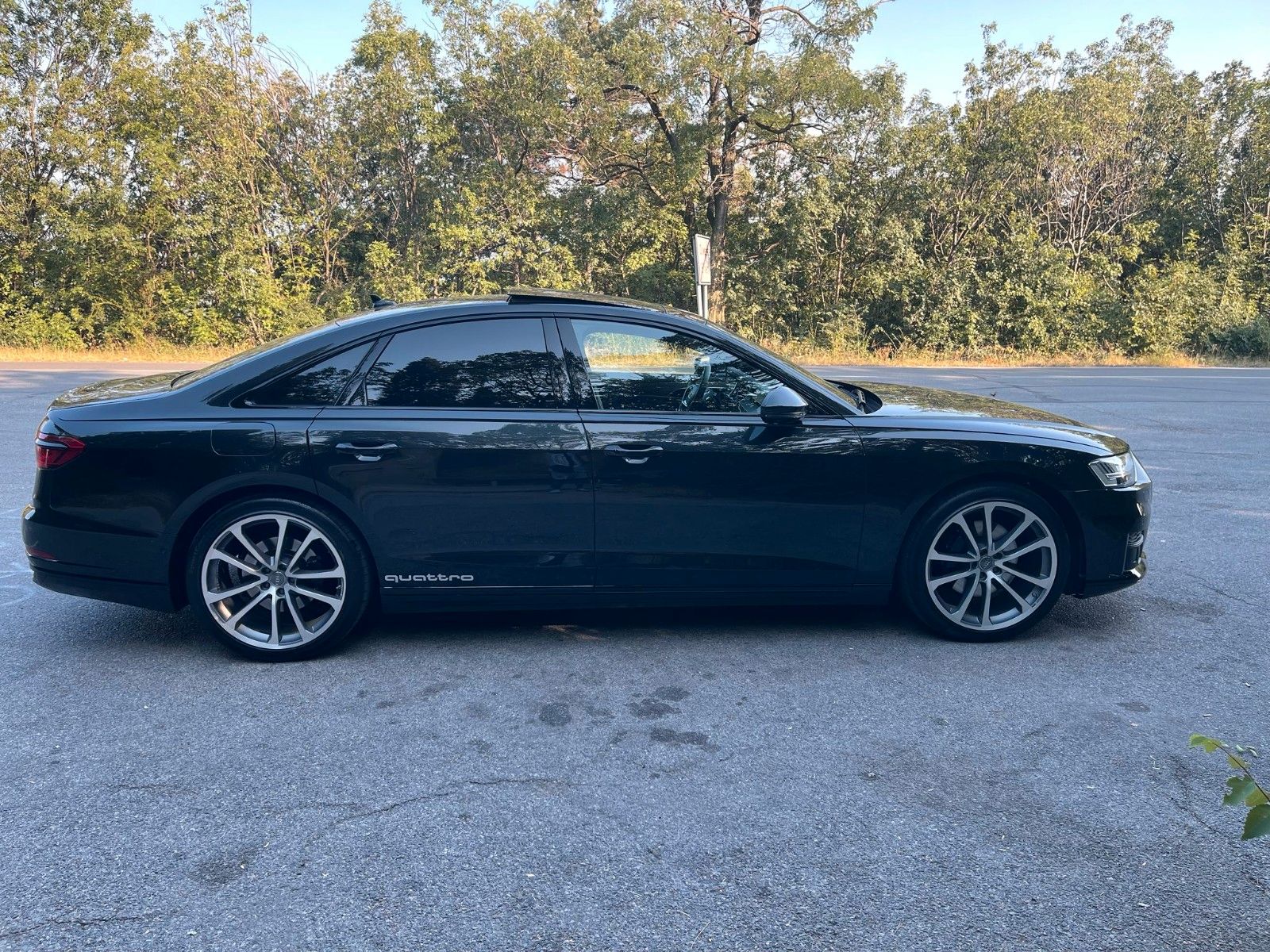 Audi A8 50 TDI quattro foto 2