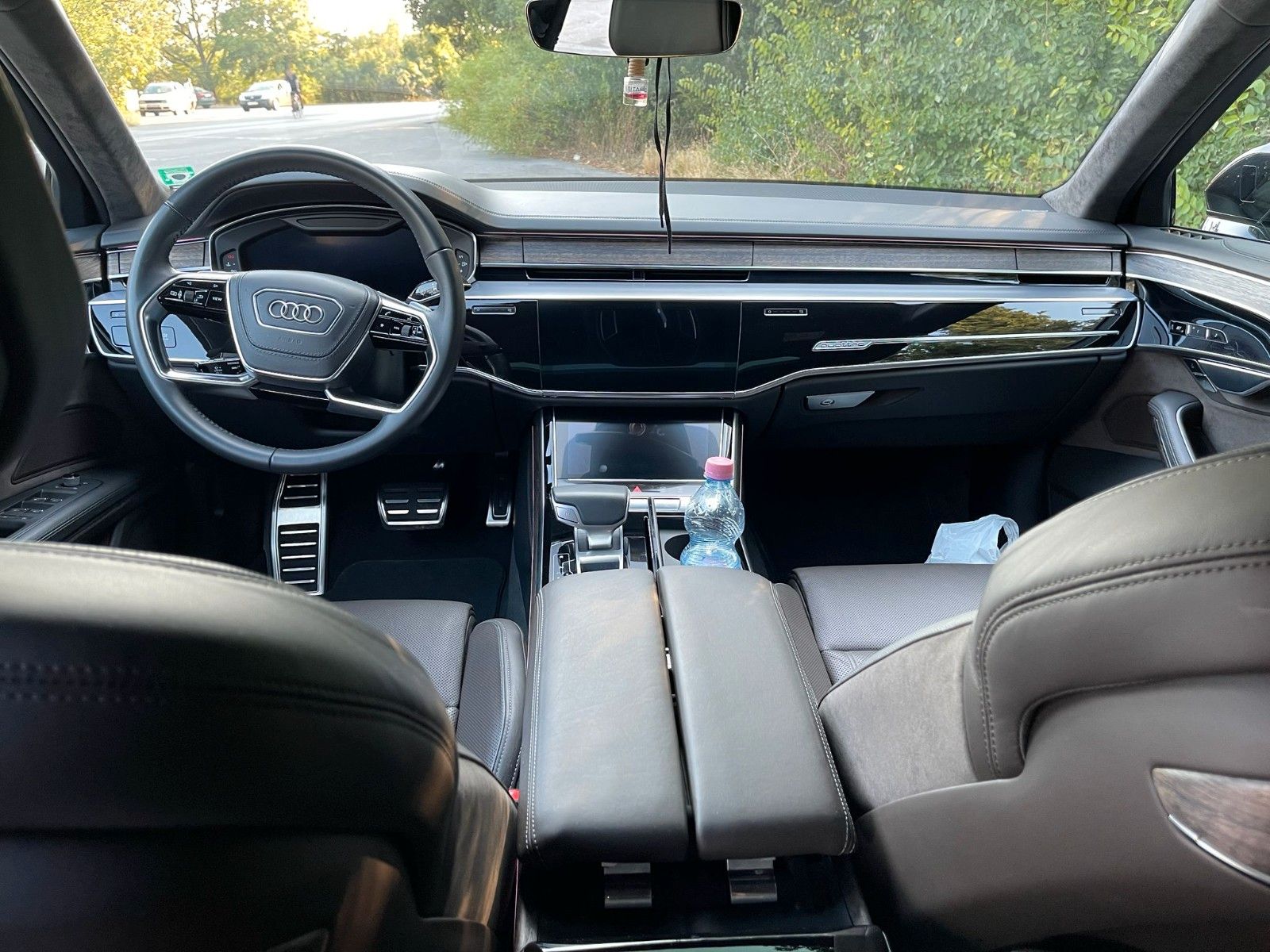 Audi A8 50 TDI quattro foto 5