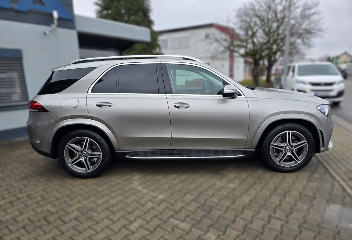 Mercedes-Benz GLE 300d 4Matic AMG-Line Burmester foto 4