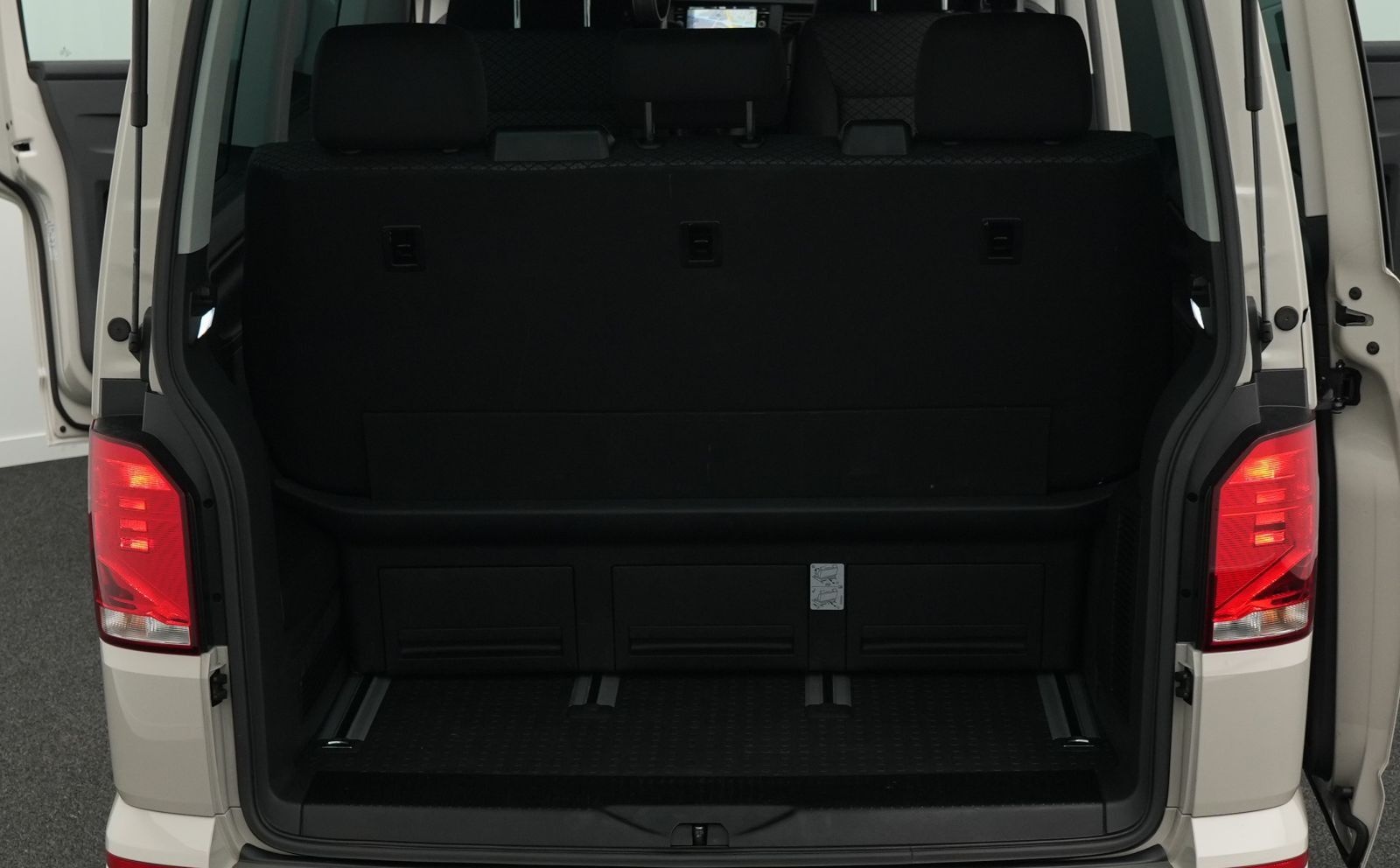 Volkswagen T6.1 Multivan Family 2.0 TDI *AHK*GRA*NAVI*PDC* foto 11