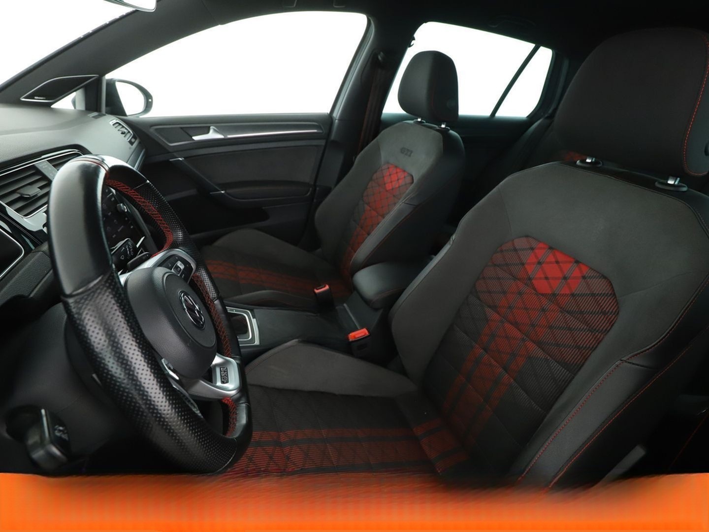 Volkswagen Golf VII 2.0 TSI GTI TCR Aut.*DYNAUDIO*LED*PDC* foto 11