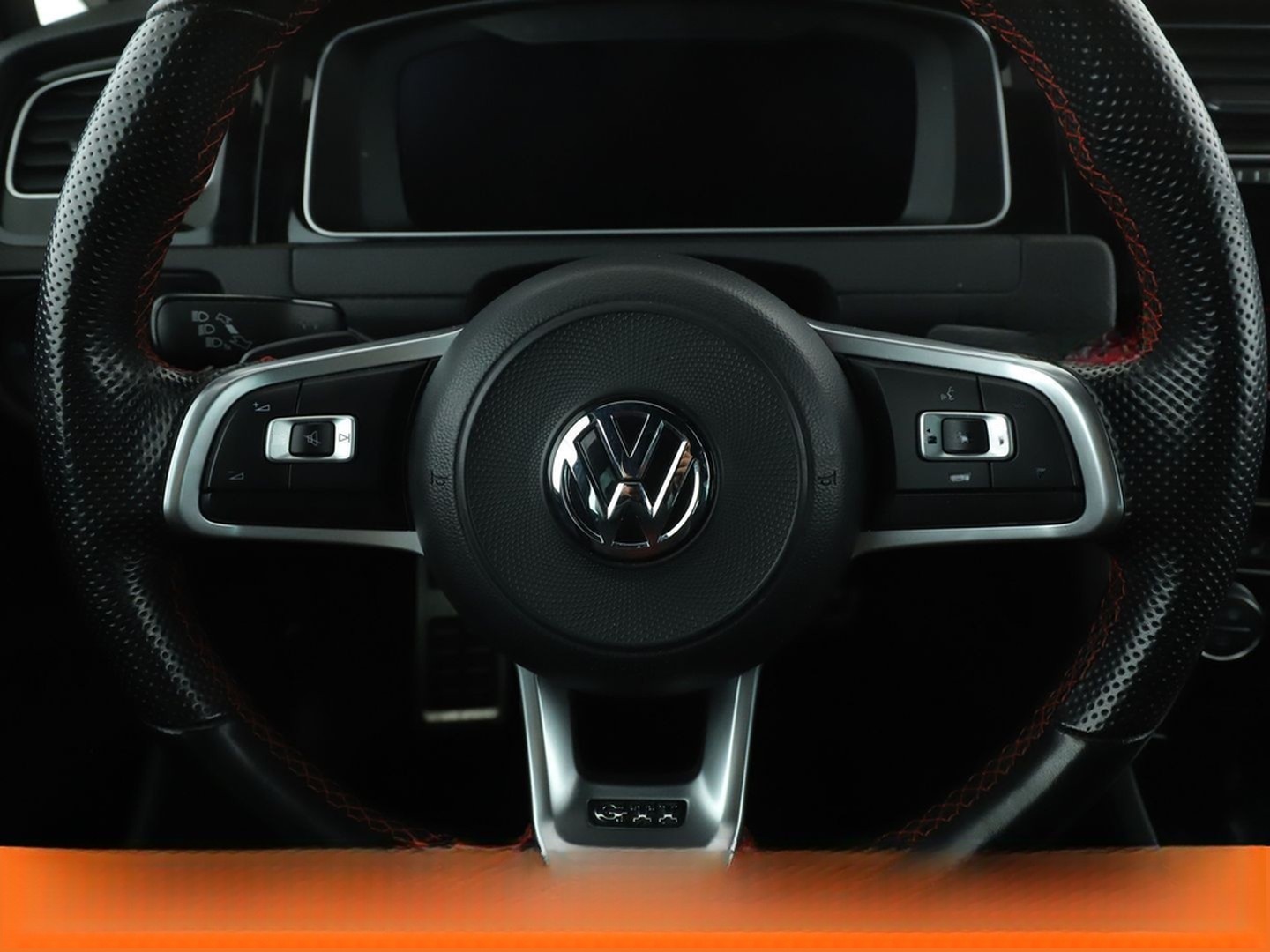 Volkswagen Golf VII 2.0 TSI GTI TCR Aut.*DYNAUDIO*LED*PDC* foto 21