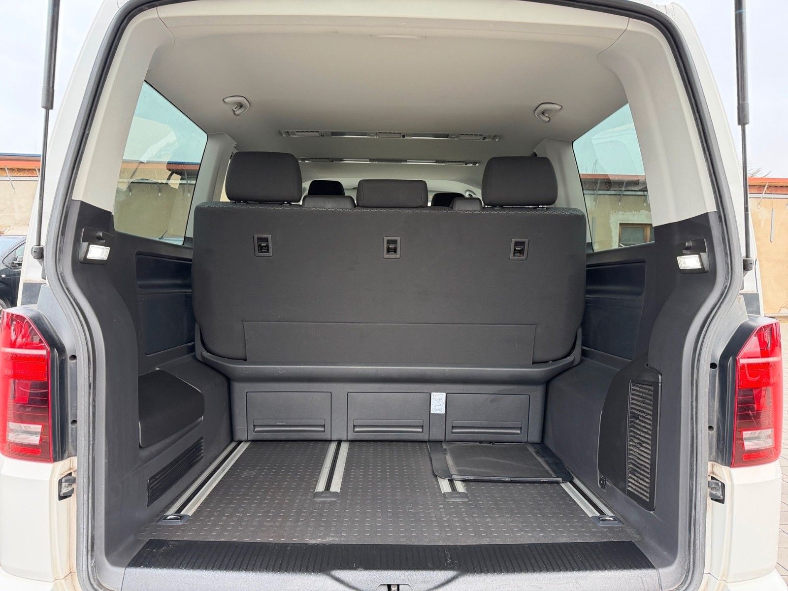 Volkswagen T6 Multivan 1.Hand/LED/ACC/Standhzg./Kamera foto 18