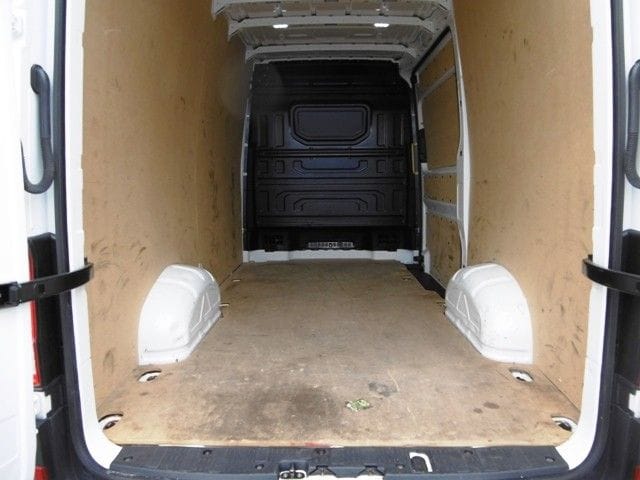 Volkswagen Crafter 35 2.0 TDI MR Hochdach Kasten Trendline foto 12