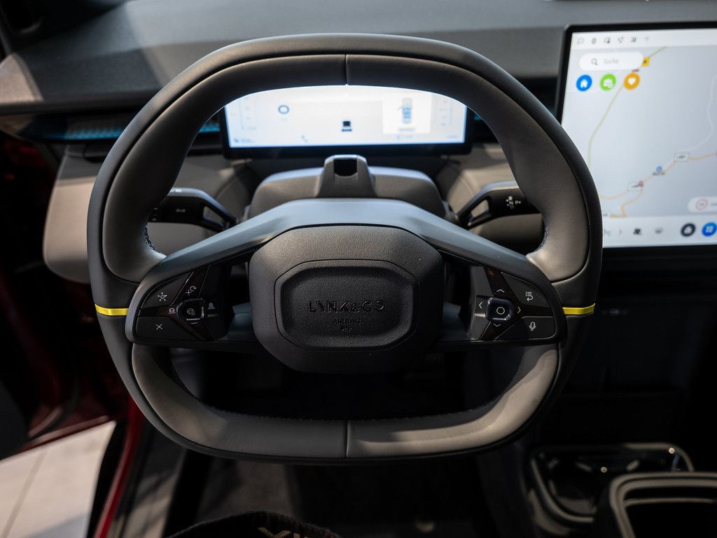 Lynk&Co 02 More KAMERA H/K NAVI W-LAN ACC LED PANO 360° foto 8