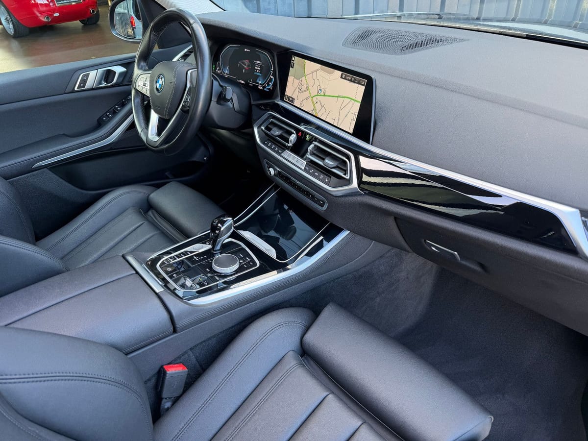 BMW X5 xDRIVE 45e PLUG-IN PANO LED AHK ACC foto 5